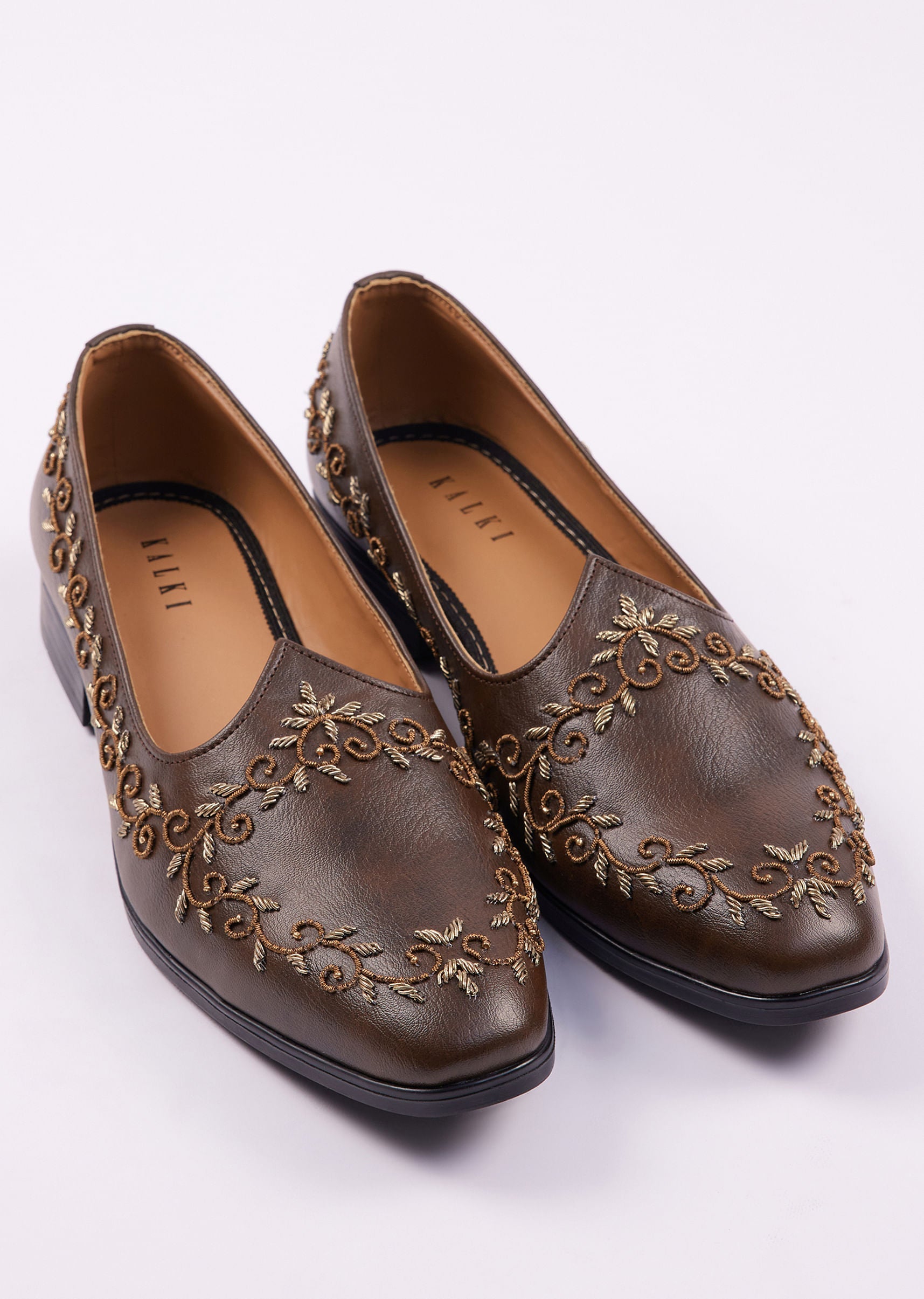 dark_brown_zardosi_work_juttis_for_men-sg250381_1_88ff87aa-31ec-46d1-8cd0-6ad205c56f6b.jpg