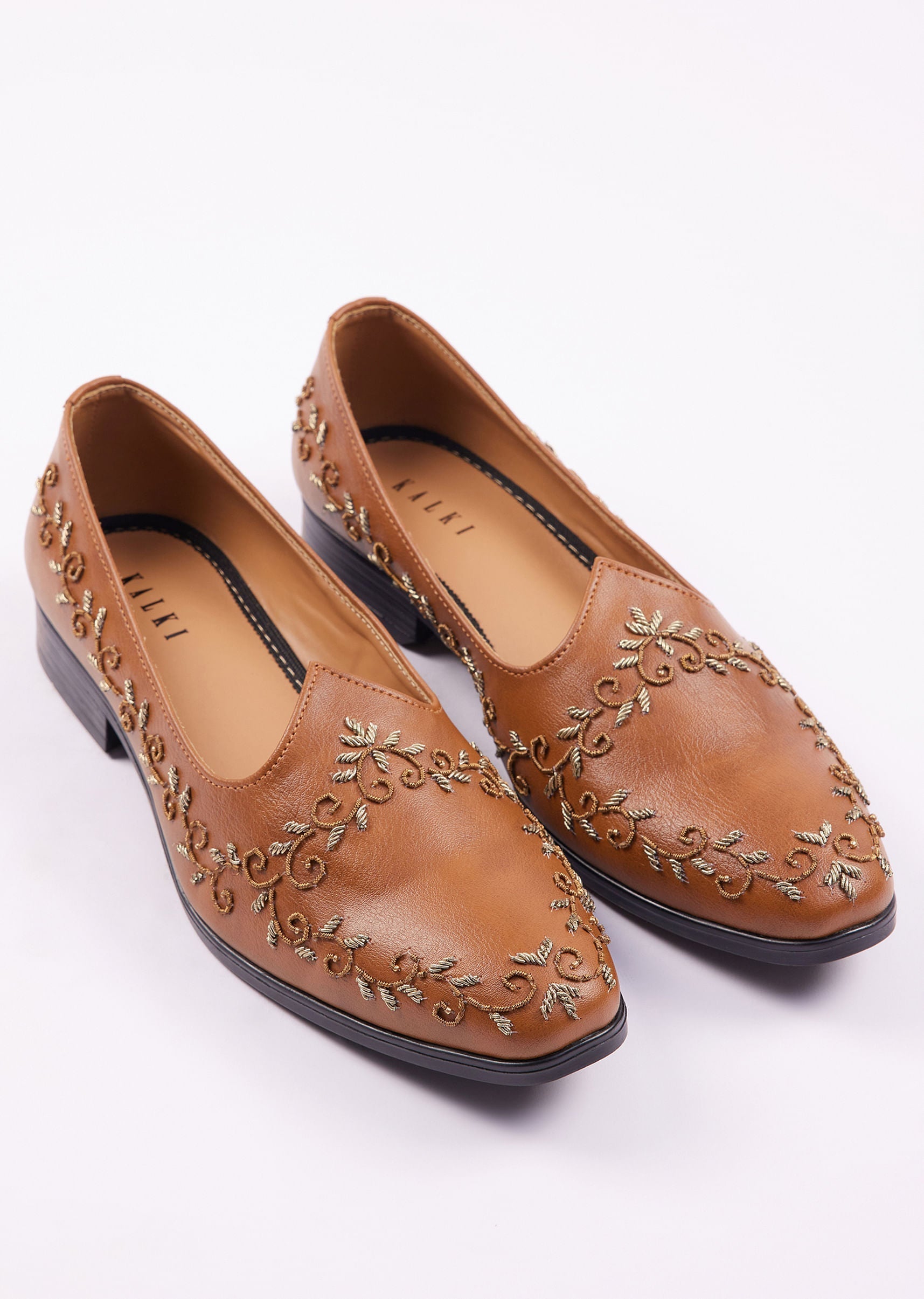 dark_brown_zardosi_work_juttis_for_men-sg250389_1_762104fe-4fb8-41d6-a731-c20d8fece96f.jpg
