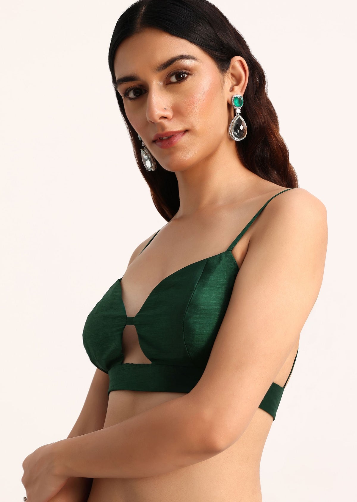 dark_green_tissue_saree_with_thread_and_stone_embroidery-sg214662_21_5fd24e6b-8e28-4a03-a161-3ee2df564223.jpg