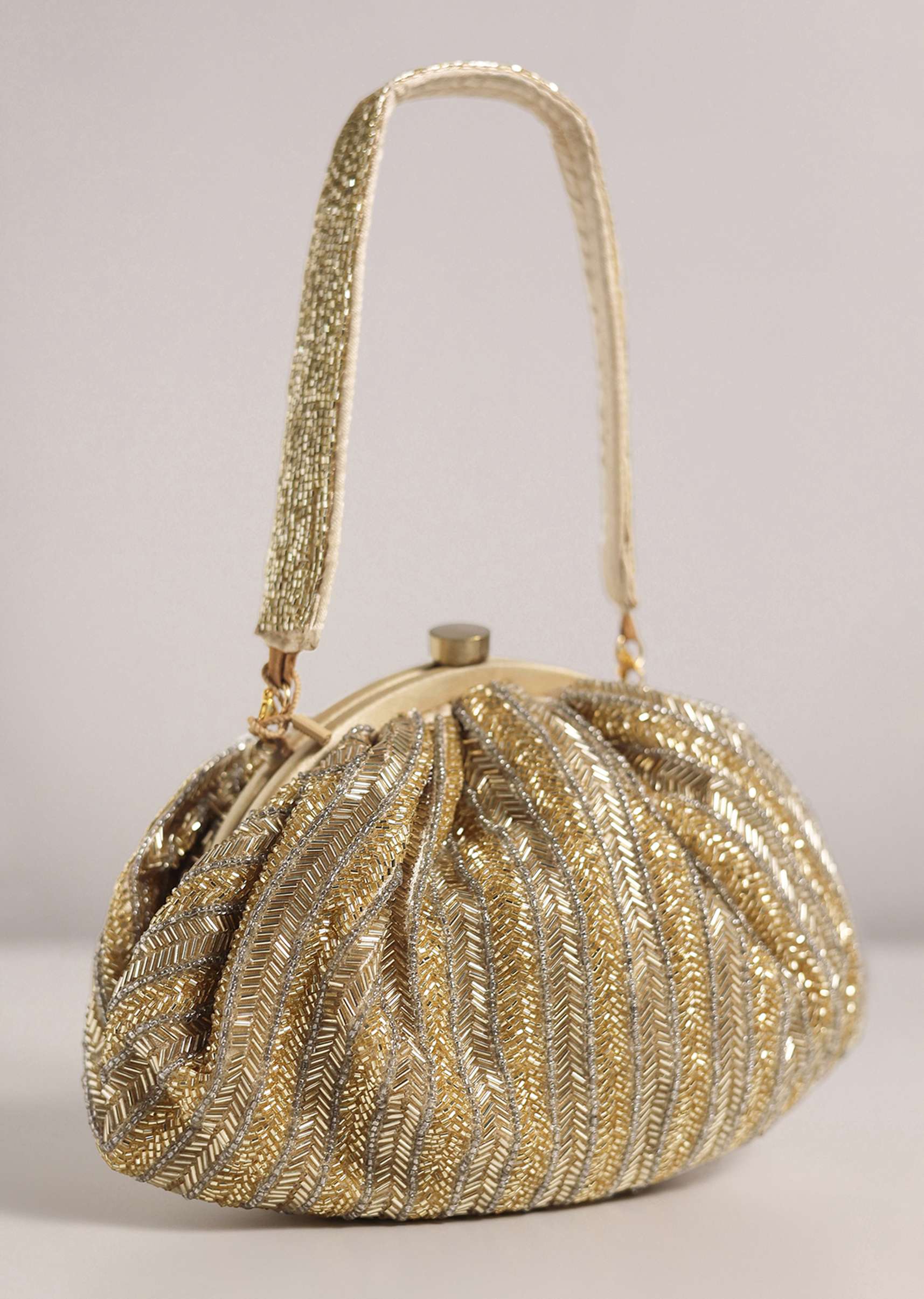 double_toned_sequins_embroiderd_festive-sg152634_2_106c2966-c20d-4ce9-acb1-a4282d0734e3.jpg