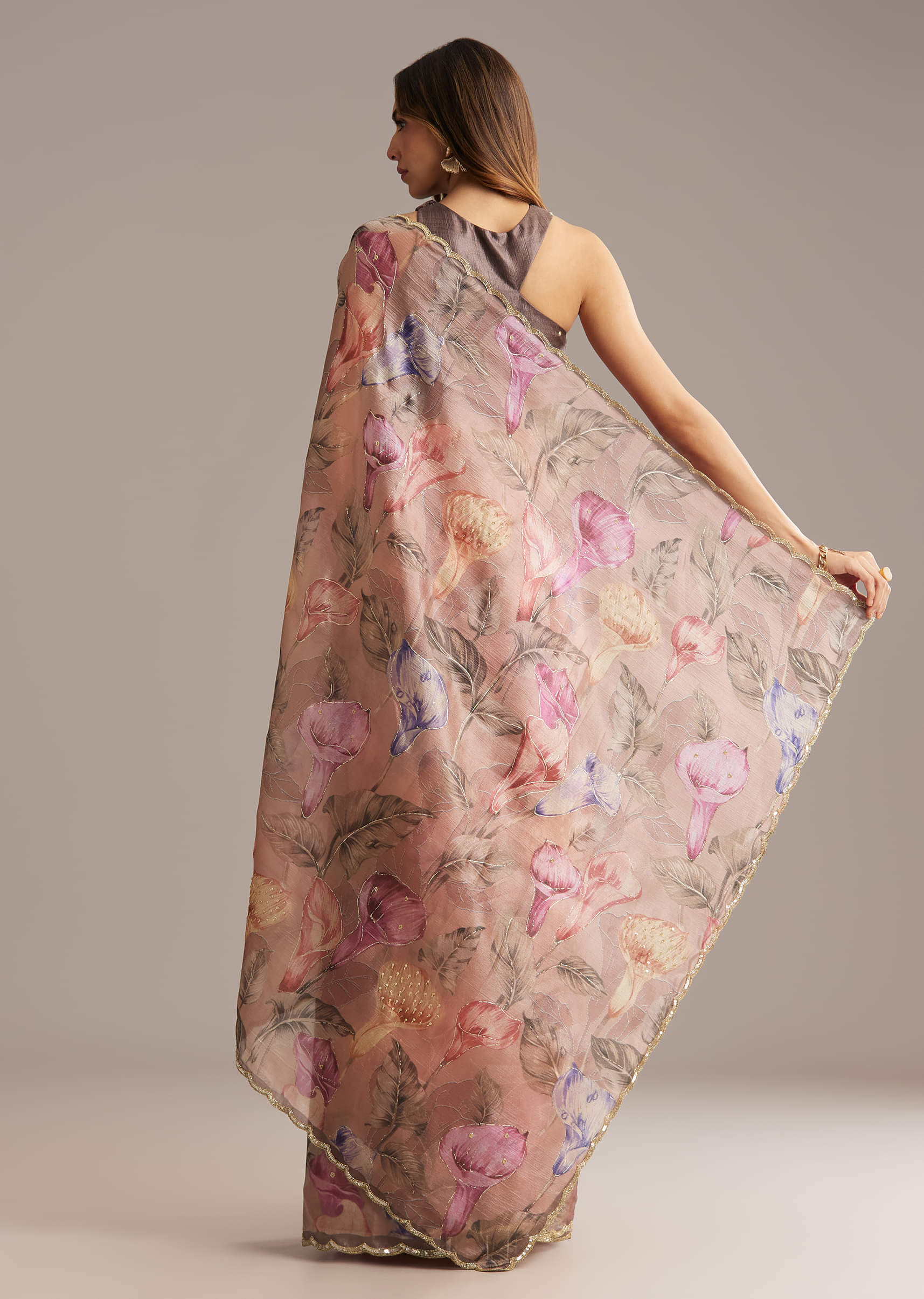 dusky-peach-crush-tissue-saree-with-floral-print-and-zari-embroidery-sg319439-4.jpg