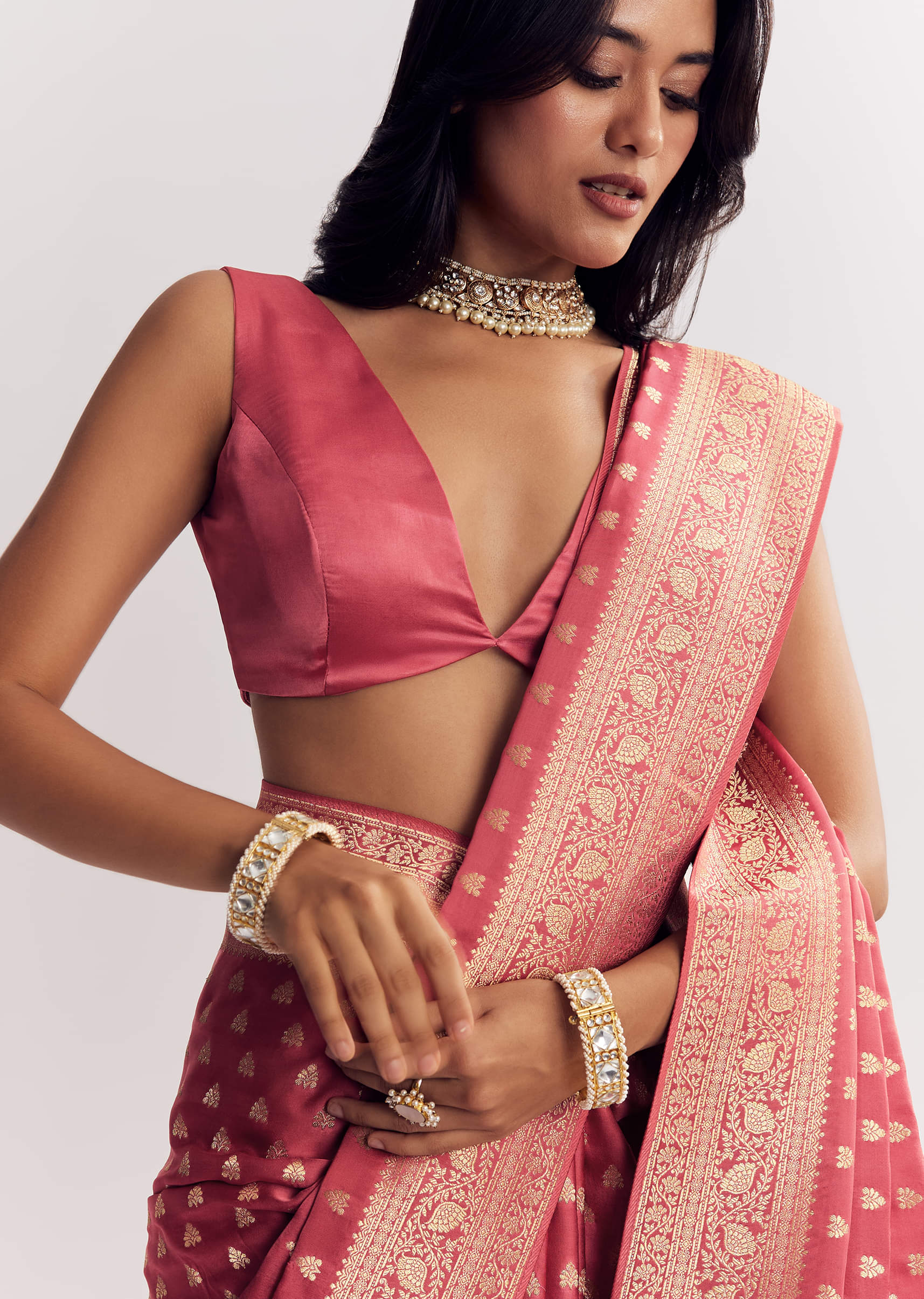dusky-pink-silk-saree-with-butti-and-woven-border-sg309852-3_cfec36b7-6232-4738-b9c5-e429546ec6c8.jpg