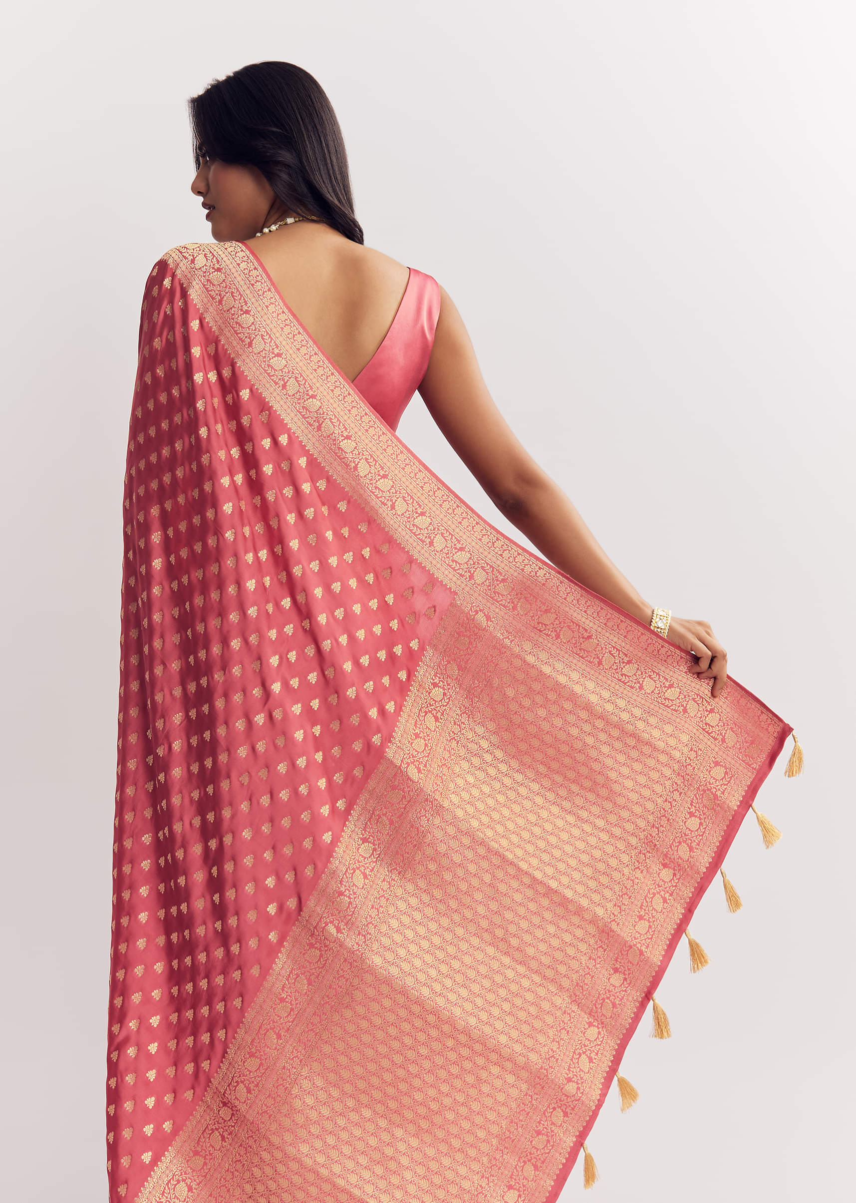 dusky-pink-silk-saree-with-butti-and-woven-border-sg309852-6_9f4aa46f-e94d-4593-806e-a3591bd5d3e4.jpg