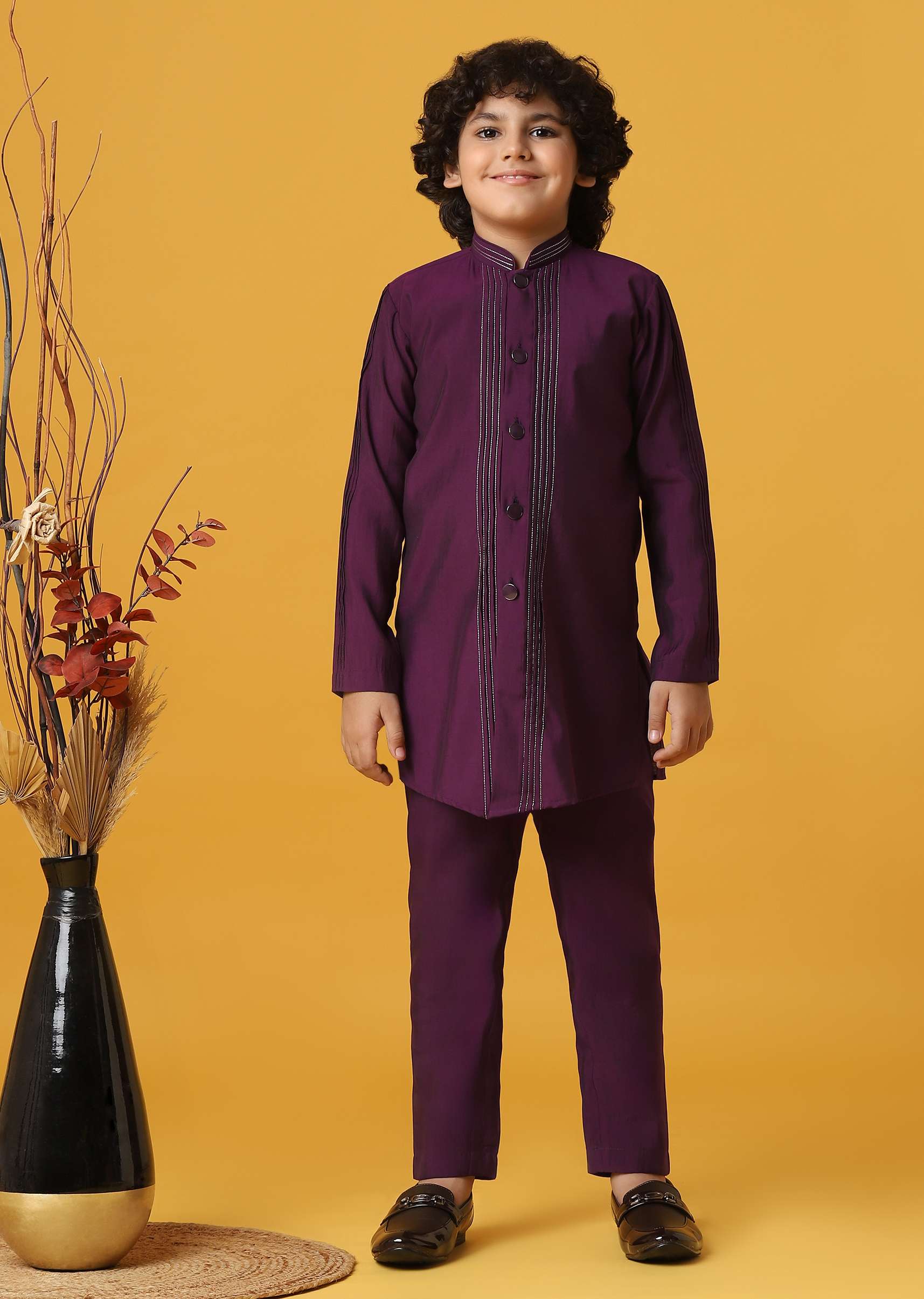 elegant_embroidered_sherwani_set-sg201972_7_821d16a5-2c98-49c6-9d62-dc62e936f22a.jpg