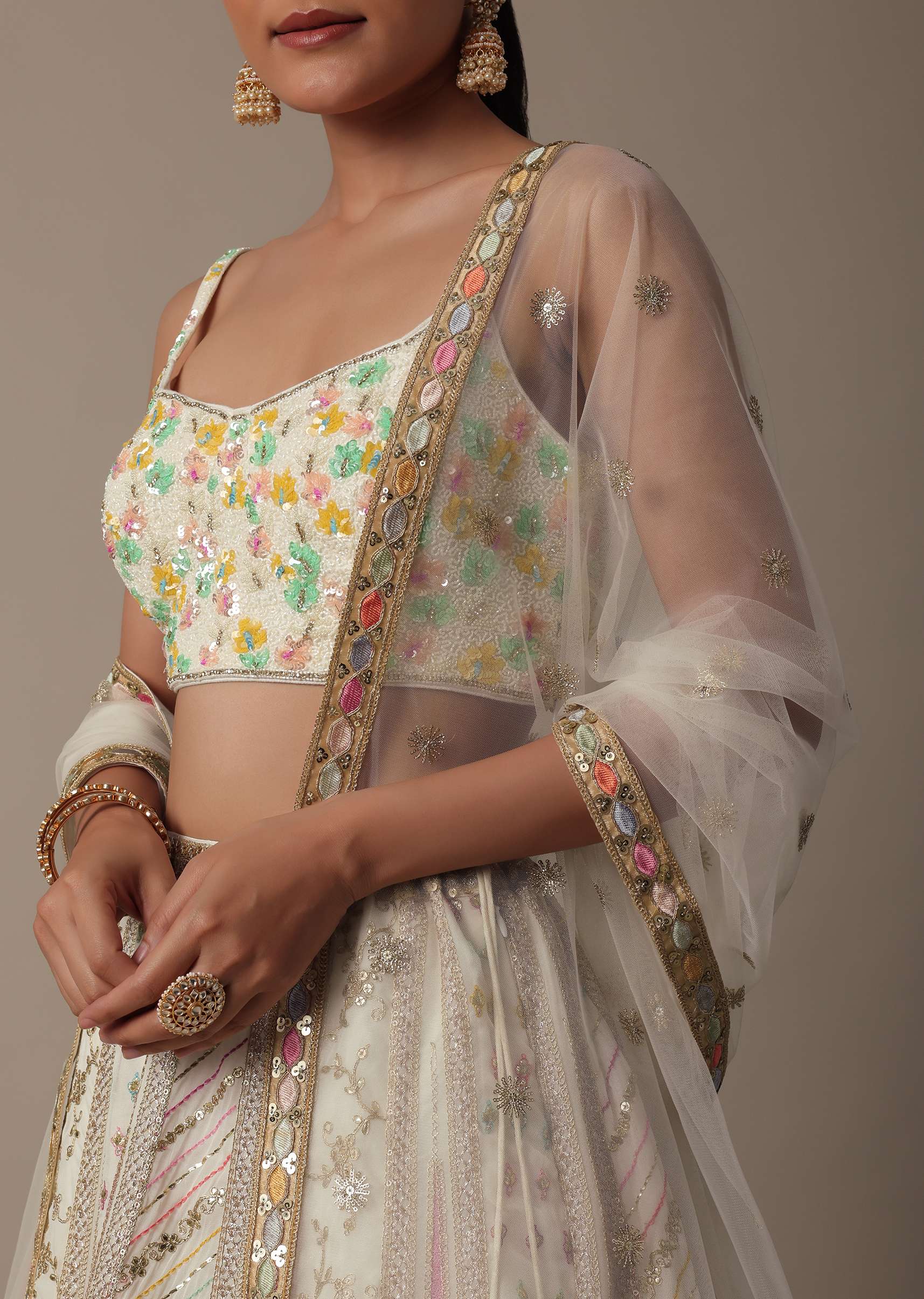 elegant_white_lehenga_choli_set-sg200121_4_c333c9d2-0bd9-45e3-b632-f3986671271f.jpg