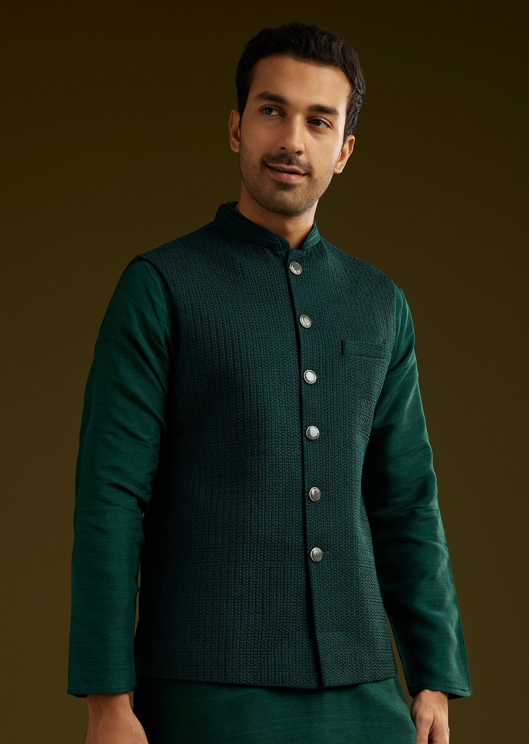 emerald-green-rayon-kurta-jacket-set-sg310148-1_4b84ab77-0a7e-4934-917f-a19e15f727e6.jpg