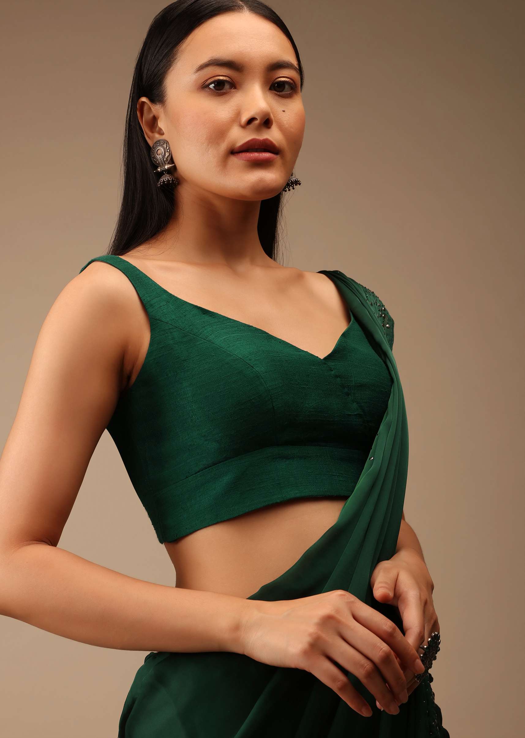 emerald_green_blouse_in_raw_silk_with_overlapping_sweetheart-m001blm554y-sg91843_6_1024b67d-9635-42a1-b9ae-5f6fa96548b7.jpg