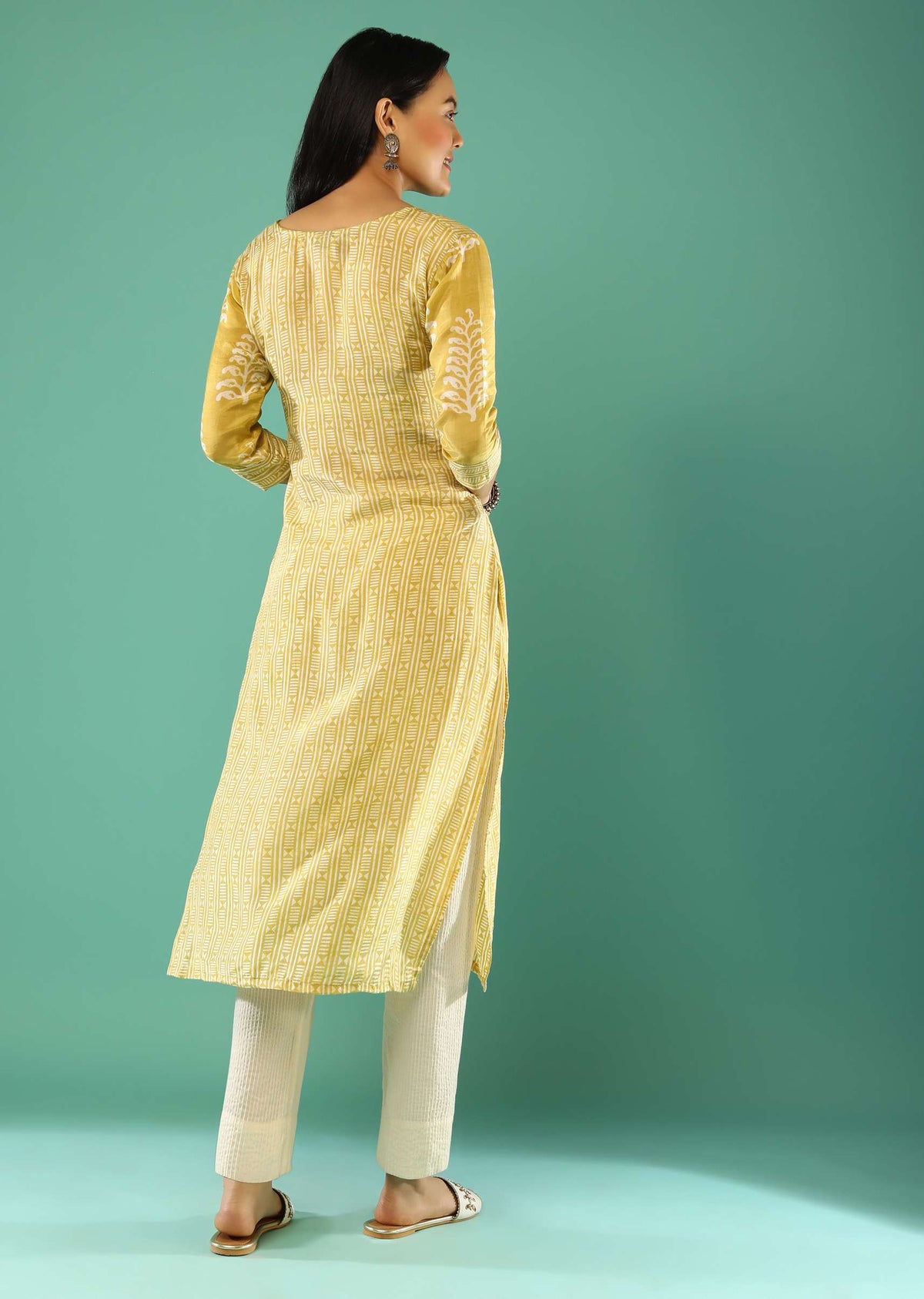 flax_yellow_straight_cut_kurta_in_cotton-j026270017y-sg83724_5_131589a1-7e41-4712-8a8c-5768373ead07.jpg
