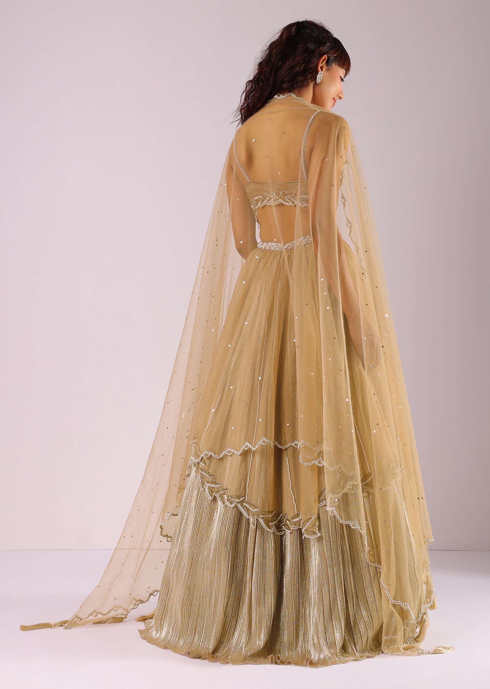 glam_gold-sg144447_6_f3e17a5c-5cbd-4afa-b7b4-338776136c49.jpg