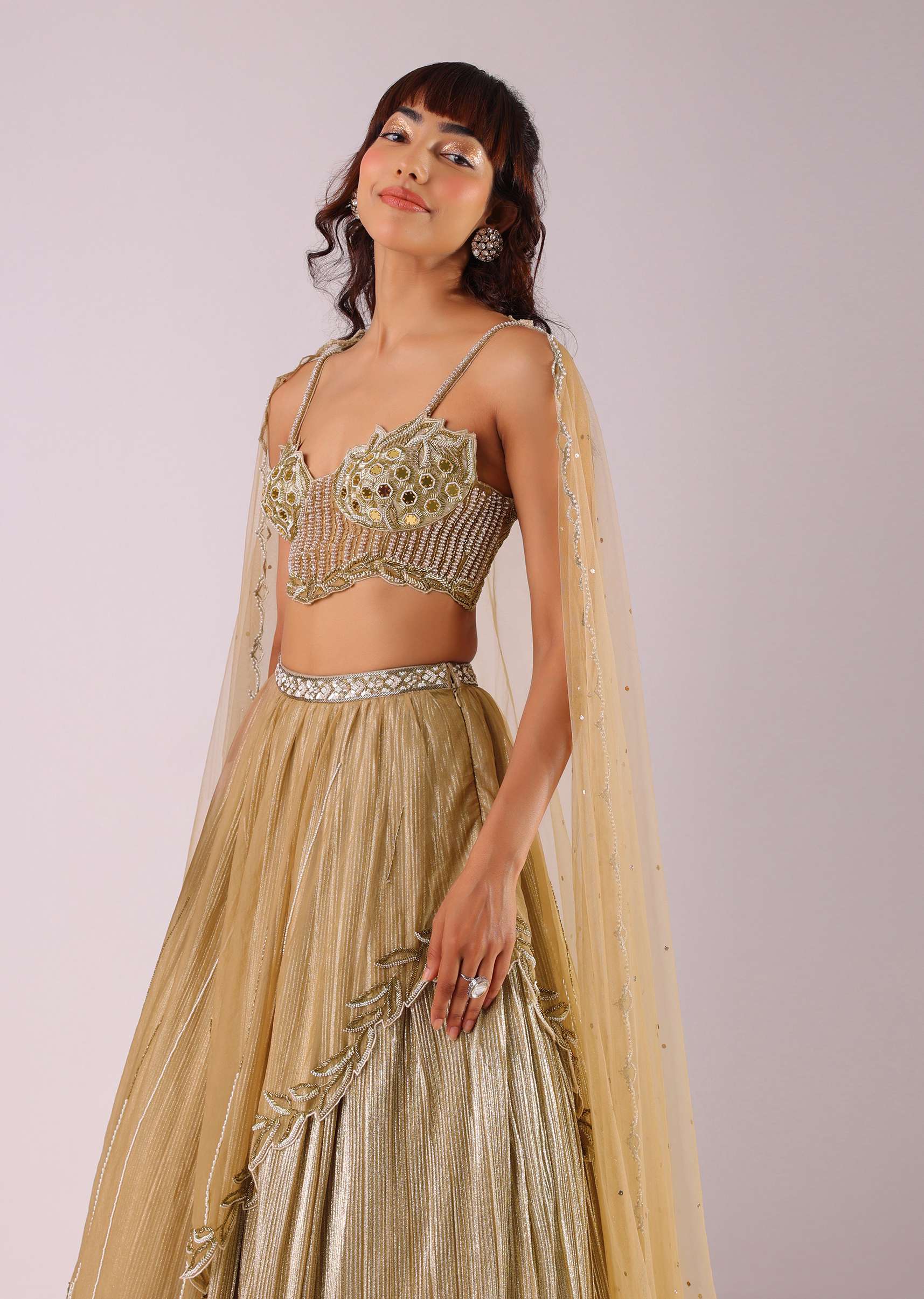 glam_gold-sg144447_8_72e788b5-f304-42fc-b2a0-d667d1b8a7be.jpg