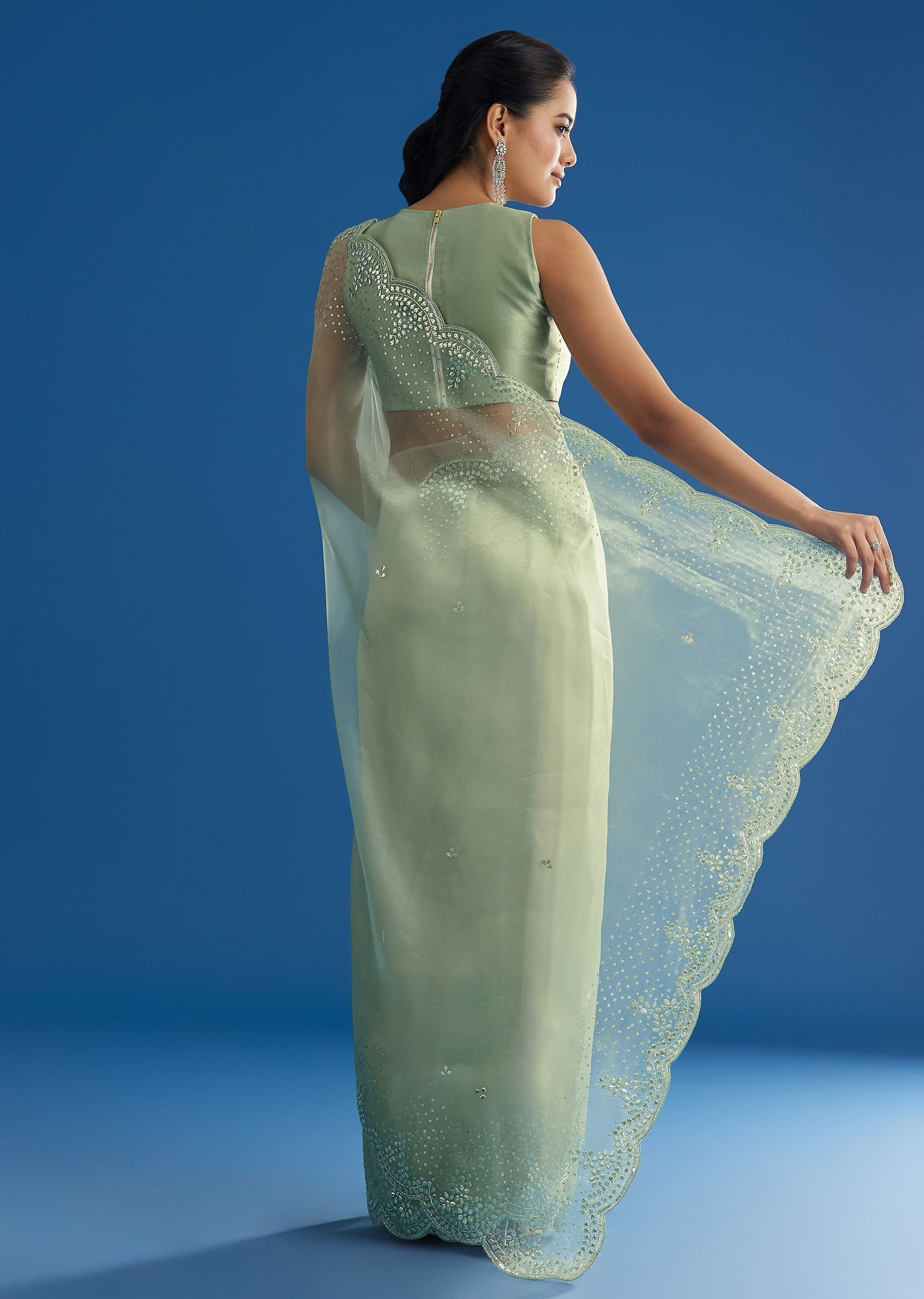 glass-tissue-saree-with-all-over-cutdana-and-sequins-embroidery-sg294646-6_ac49dfa9-81ec-4747-a5ed-c2855ac5cb34.jpg