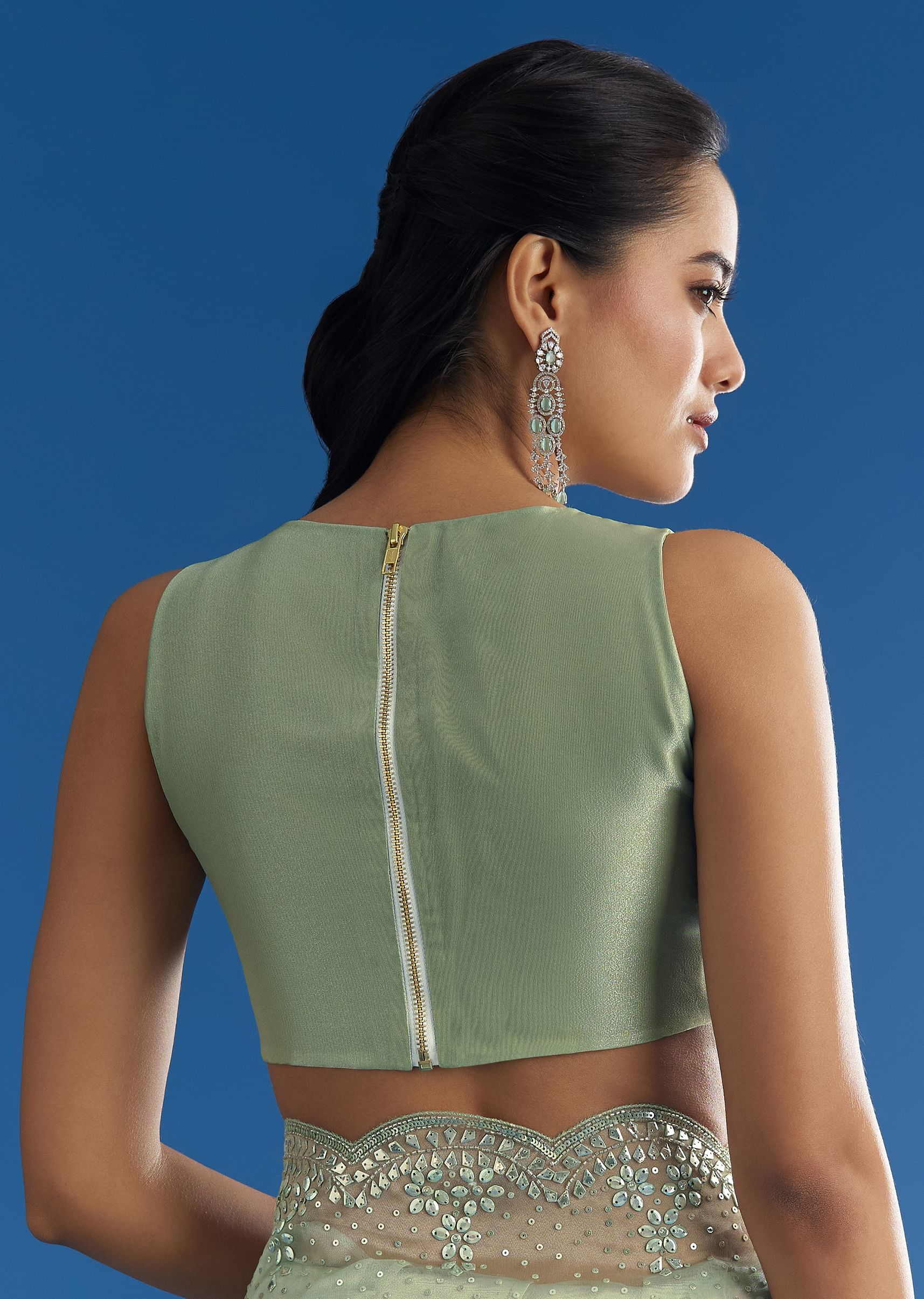 glass-tissue-saree-with-all-over-cutdana-and-sequins-embroidery-sg294646-8_a8291b03-b361-47e7-896f-e01664cb3a4d.jpg