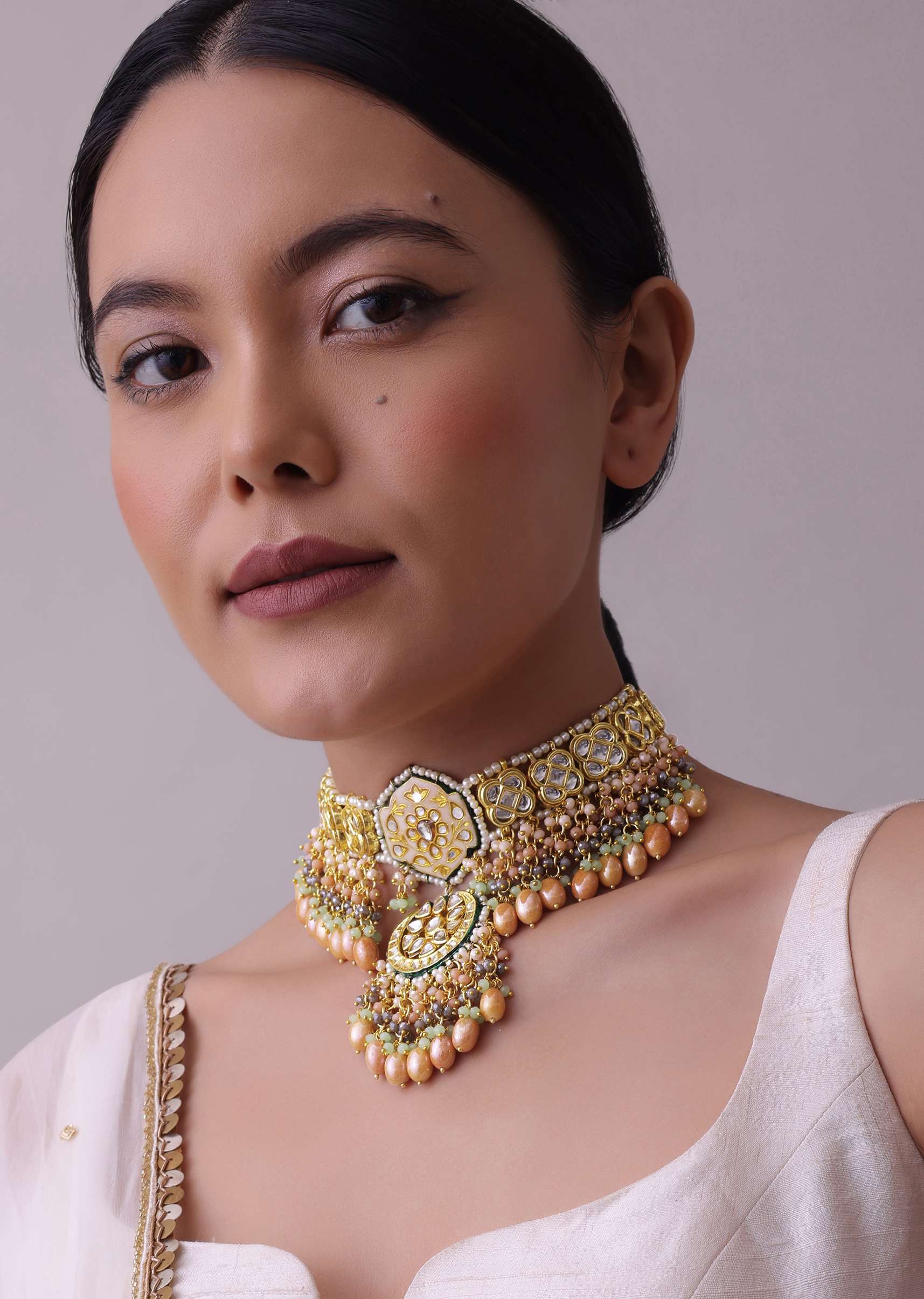 gold-finish_kundan-sg153323_6_6fd2248b-1659-4a99-b0fb-7609de844e42.jpg