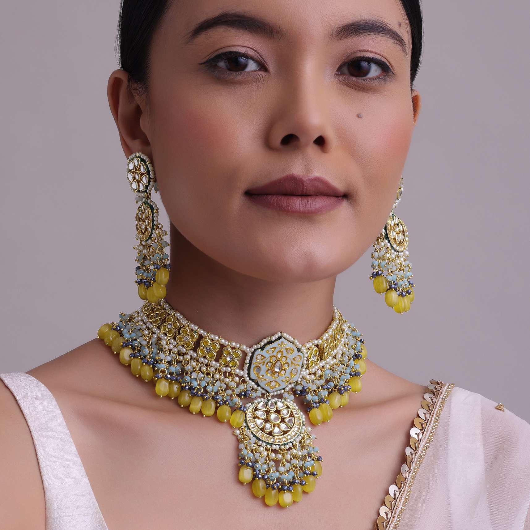 gold-finish_kundan-sg153325_3_ec076891-de5d-4a24-8382-a6fa7288e417.jpg