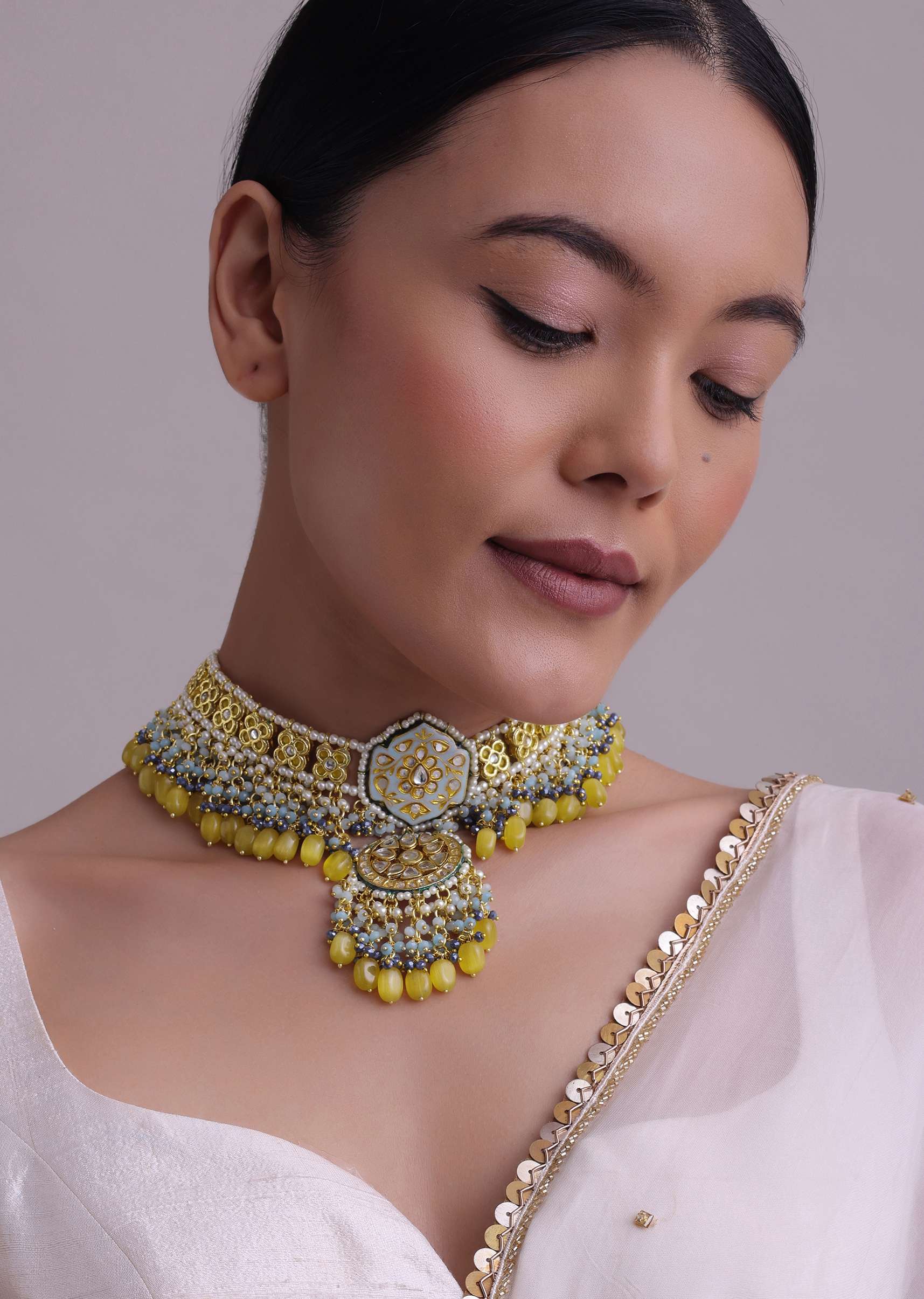 gold-finish_kundan-sg153325_4_0004732d-3039-4f0c-8e1f-df0a17d2b4a7.jpg