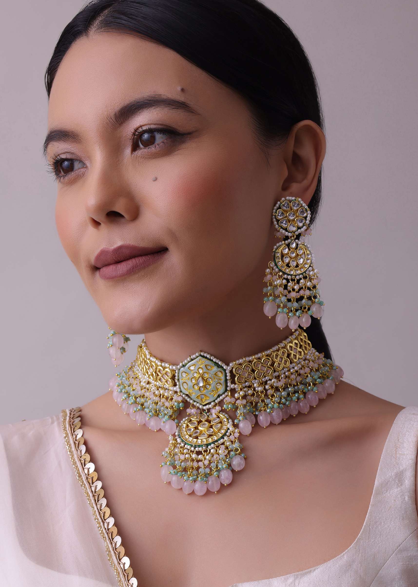 gold-finish_kundan-sg153328_2_4fed1feb-0ee8-49bc-ae3d-d3f2d371c114.jpg