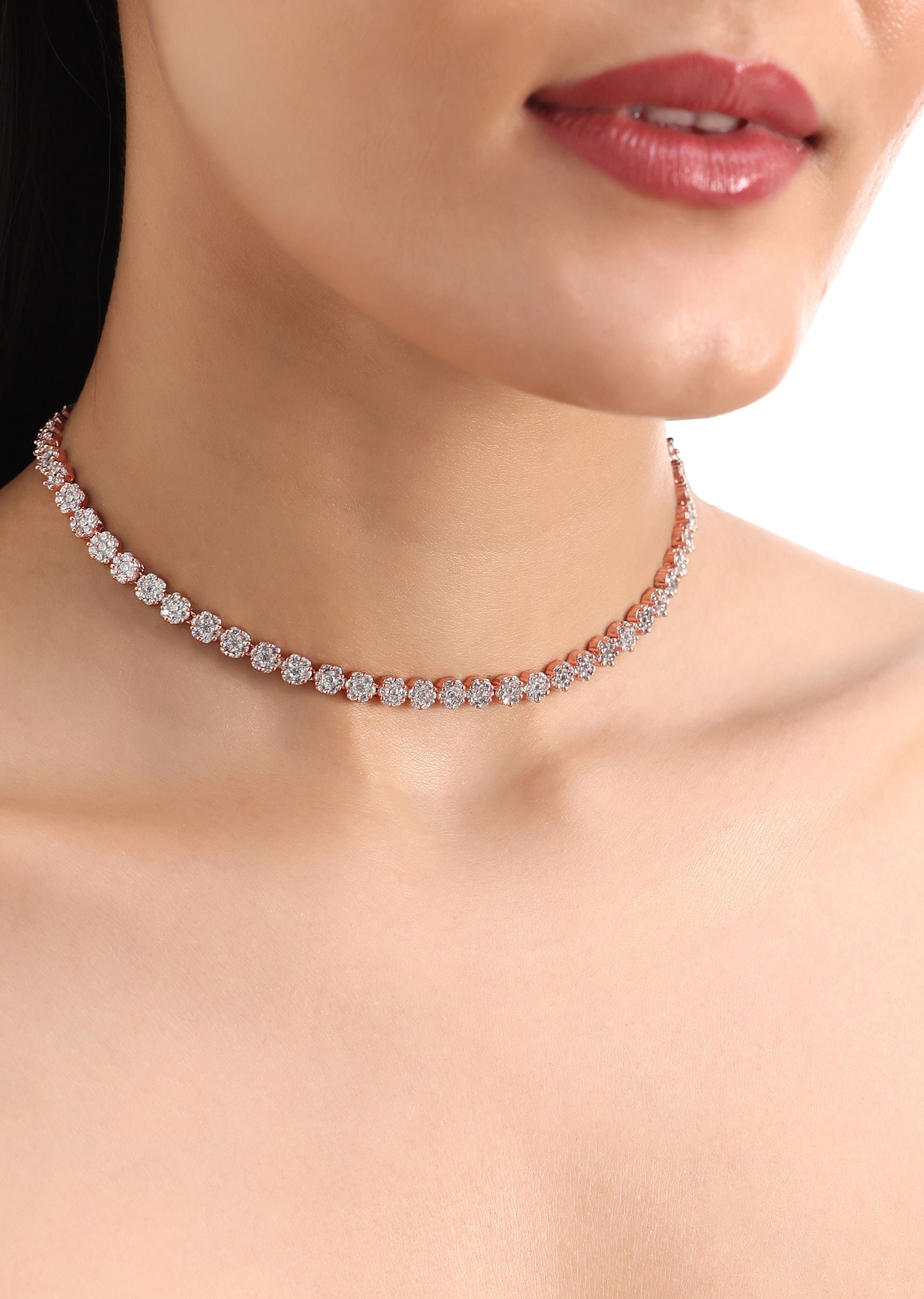 gold_and_white_diamond_necklace_in_mix_metal-sg258075_4_0faeb614-d9c2-4ea6-ae8b-0b216367fb81.jpg