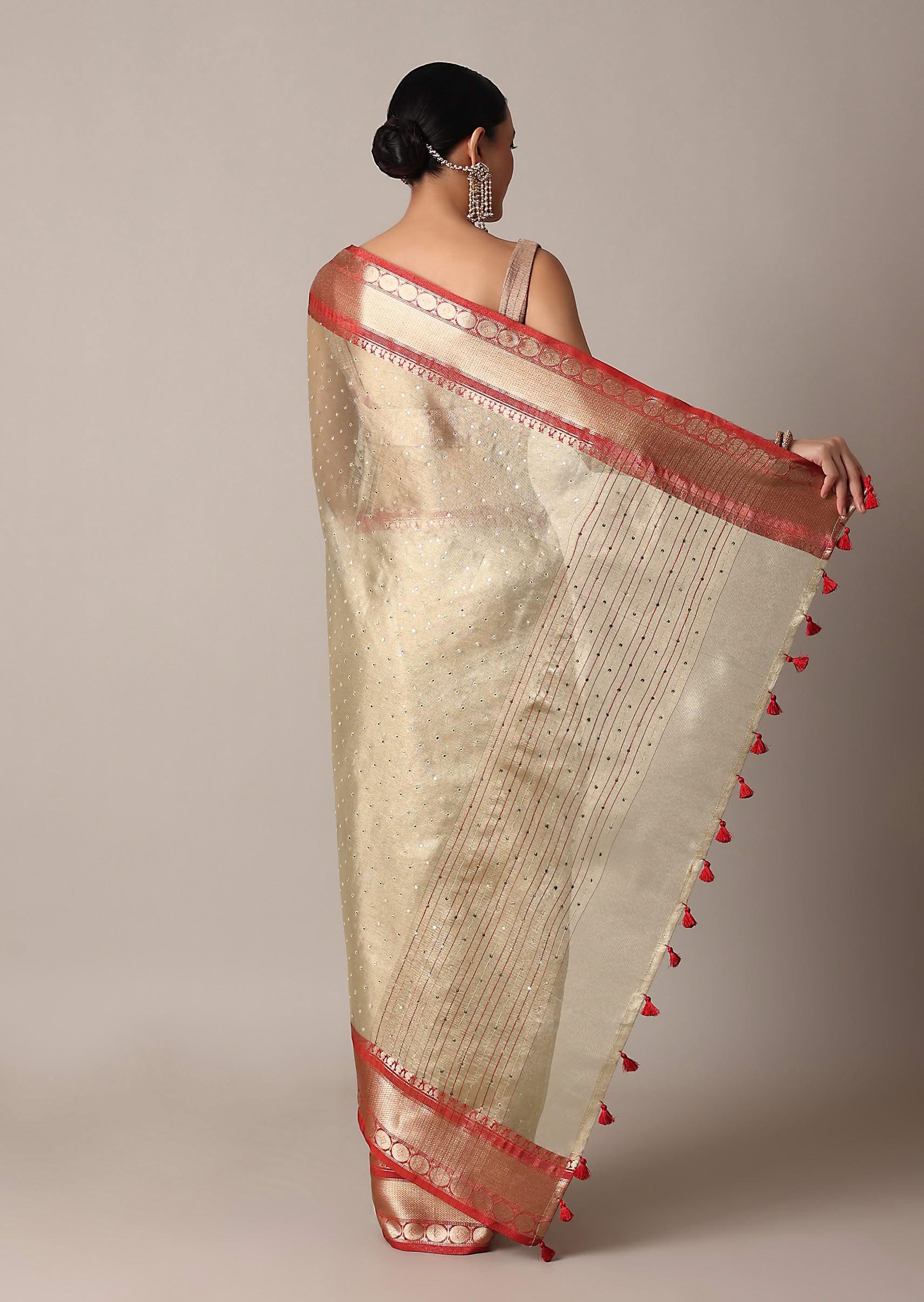 gold_chanderi_kota_silk_woven_saree_with_mirror_work_and_uns-sg214162_4_ce8761e4-58f3-422d-8467-eed0c3f52261.jpg