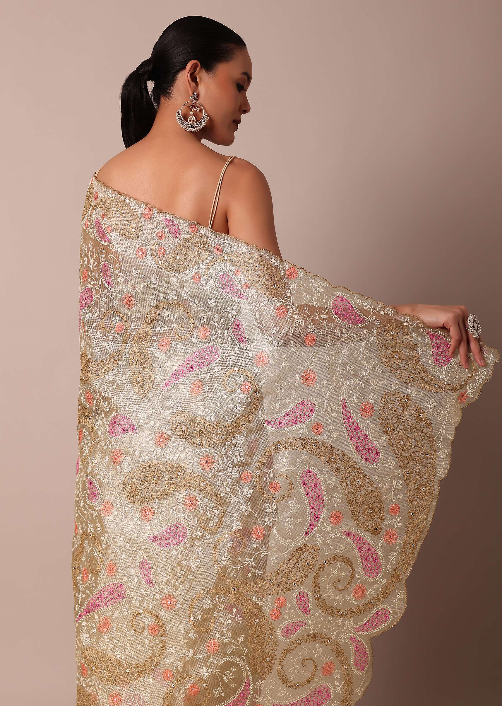 gold_chanderi_silk_saree_with_intricate_zari_embellishments-sg214164_8_560fa8de-e35b-43eb-ba40-df6a8560514a.jpg