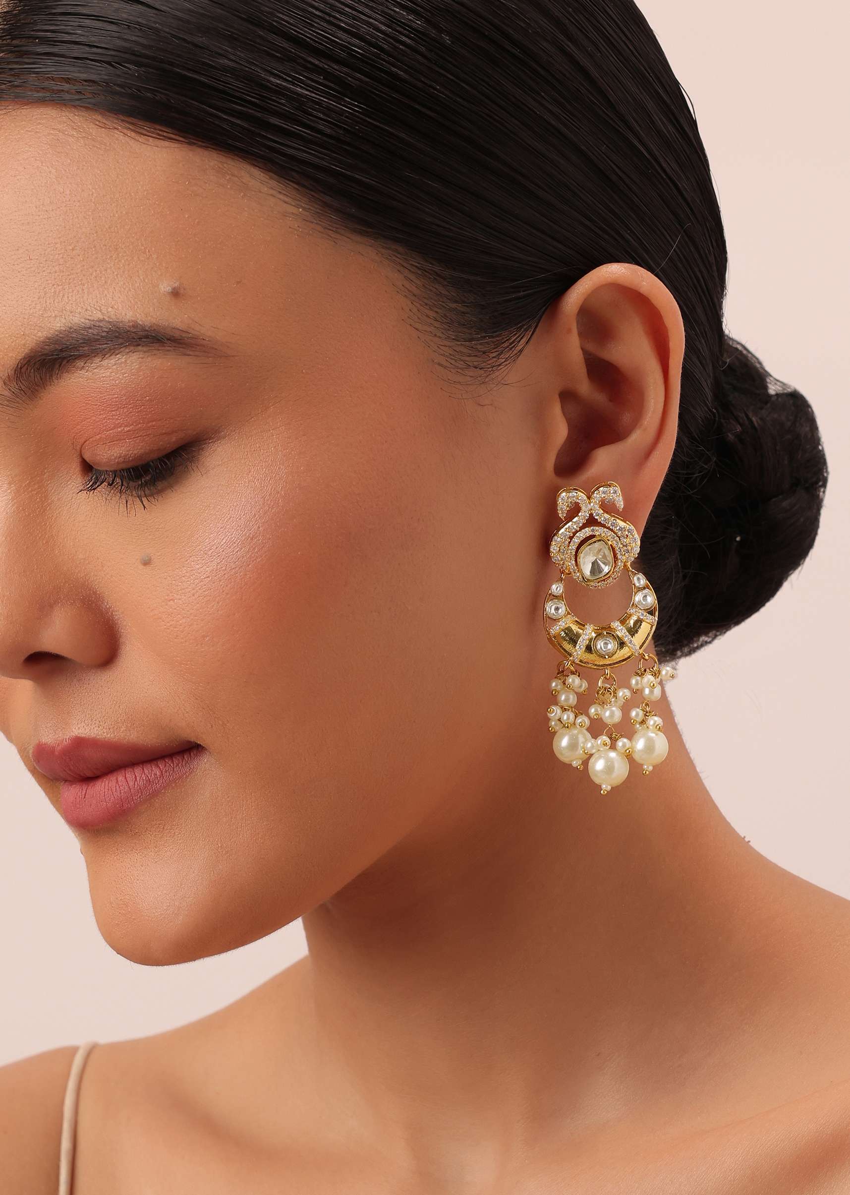 gold_finish_kundan_chandbalis_with_pearl_drops-sg166399_5_f0abad8f-e1b6-4d85-b387-ed24ee99dbb4.jpg