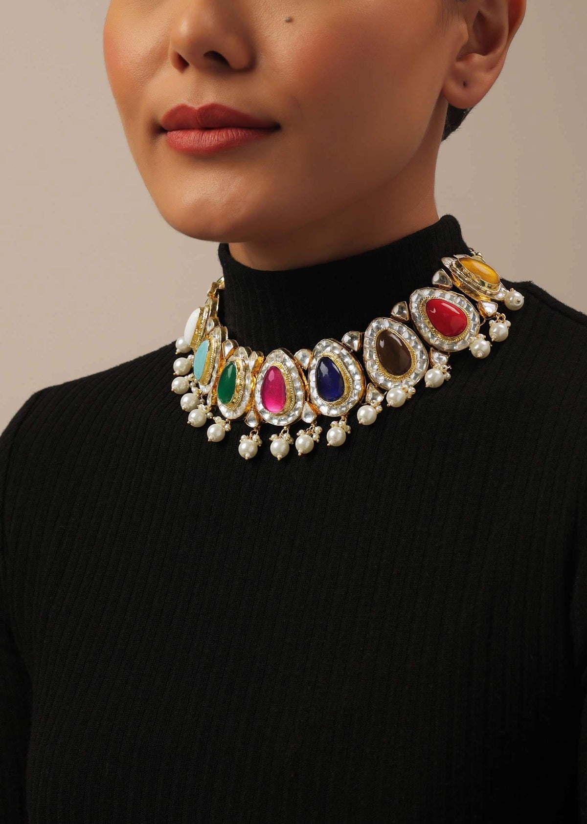 gold_finish_navratna_kundan_polki_choker-sg145663_4_d16591d9-03e2-48da-95b1-30a2ca1c4069.jpg
