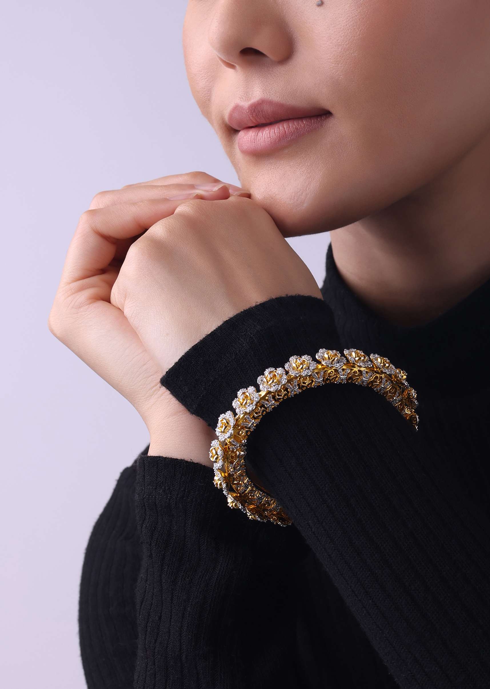 gold_finish_openable_bangle_studded-sg159081_3445e720-d937-44ae-b2d9-e92382d8efe7.jpg