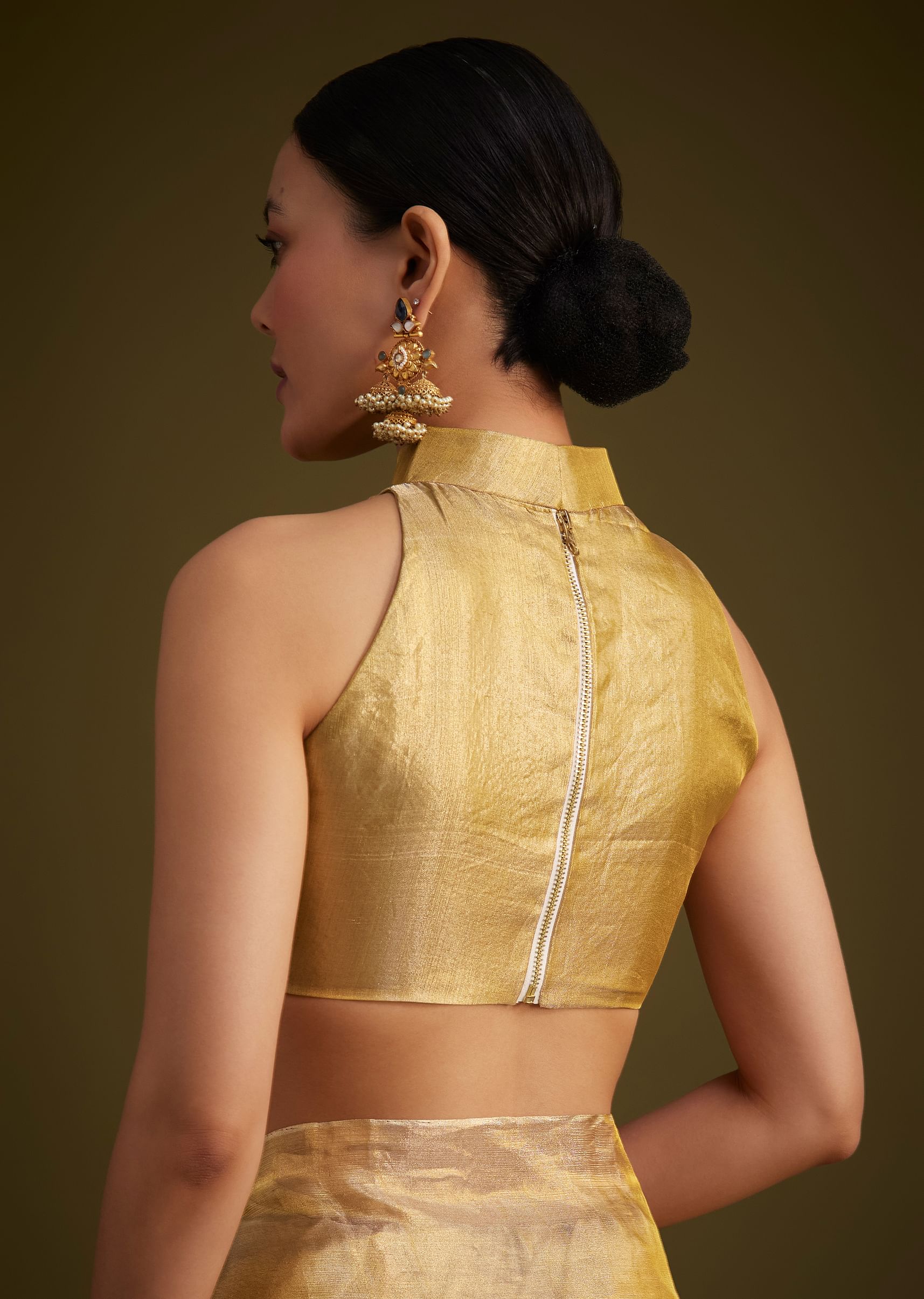 gold_kanjivaram_silk_saree_with_contrast_border_and_pallu-sg291499_10_ee2a76dd-2dbe-46cc-b870-832b27cb432a.jpg
