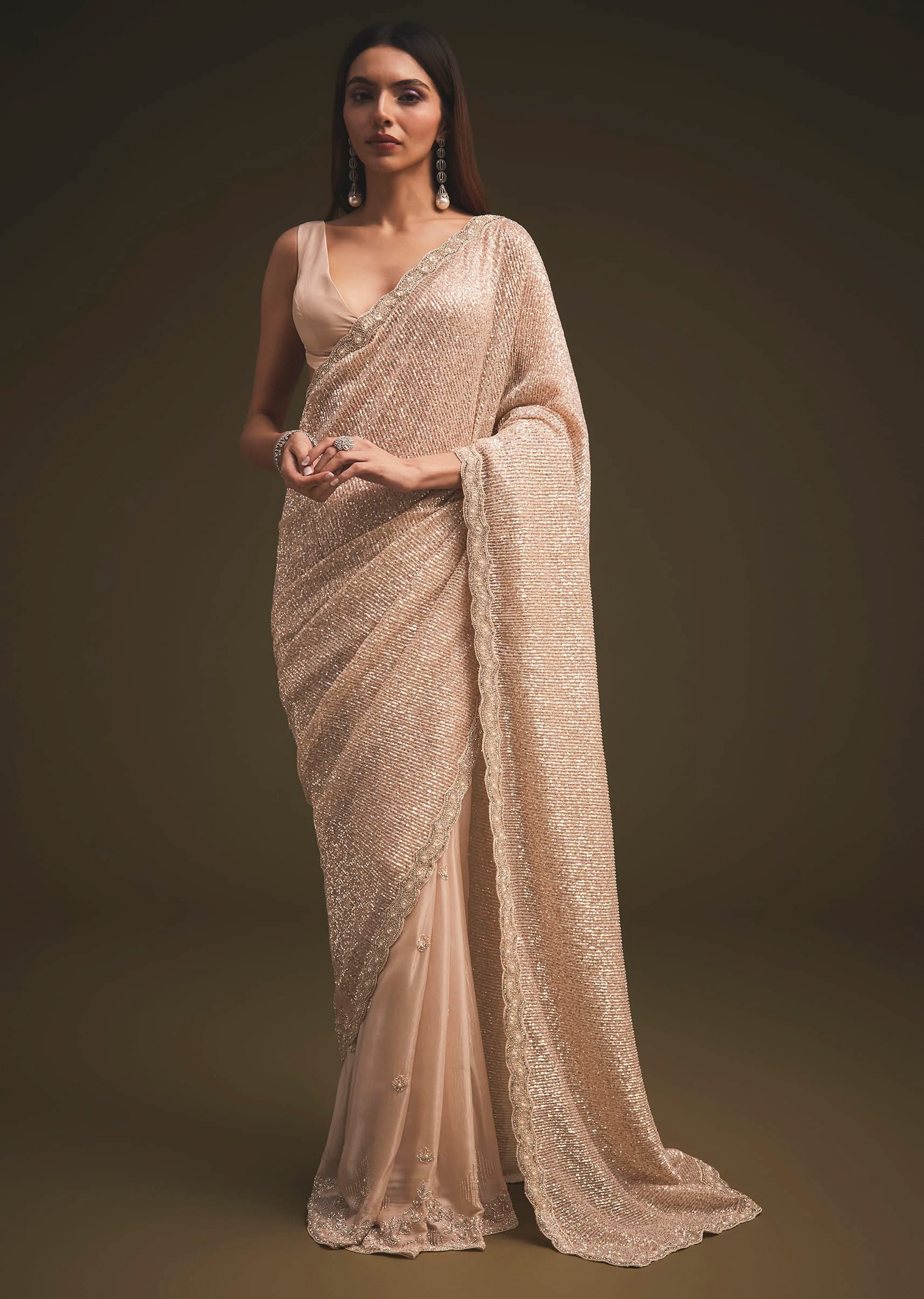 gold_sequins_saree_with_an_embellished_border-sg94825_16_0df886b1-3b71-451d-aee7-1b8b7627637c.jpg