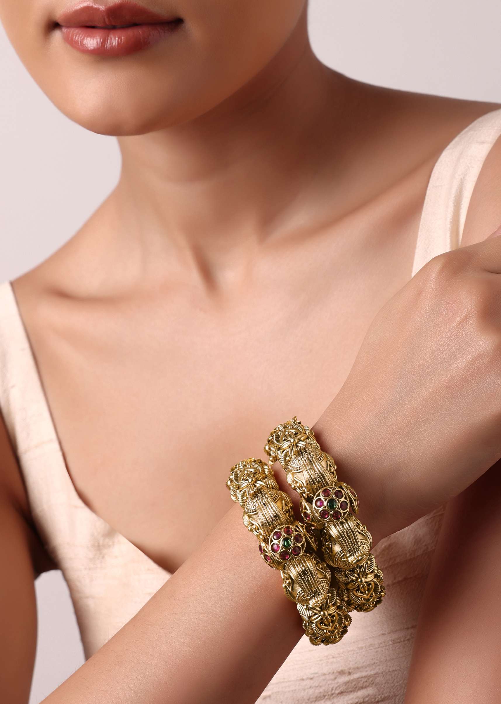 gold_temple_bangle_with_kundan_set_of_2_-sg213274_5_e6f6b29f-3935-4e0e-83e0-28c673a2c813.jpg