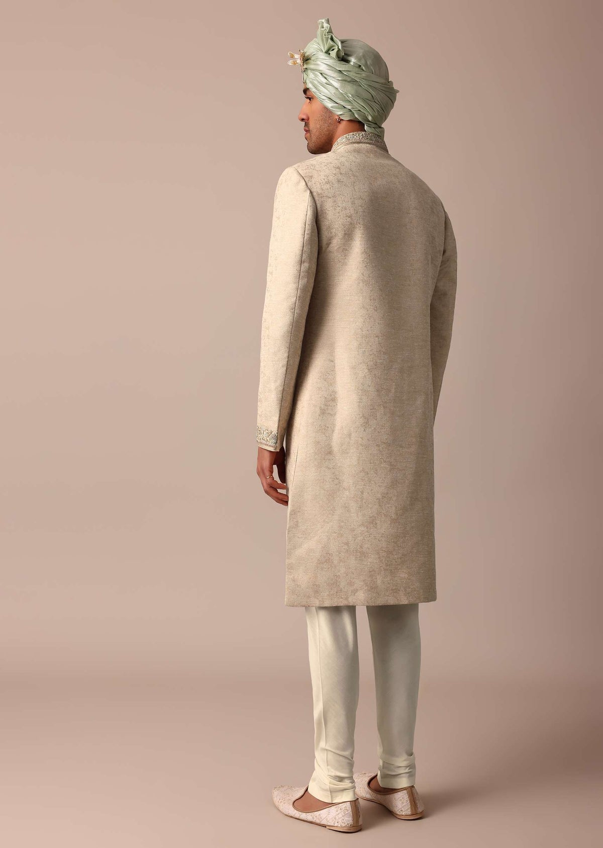 golden_sherwani_set_with_exquisite_embroidery_work-sg195732_3_663aceef-f37b-49c2-953b-c6cd751dc84a.jpg