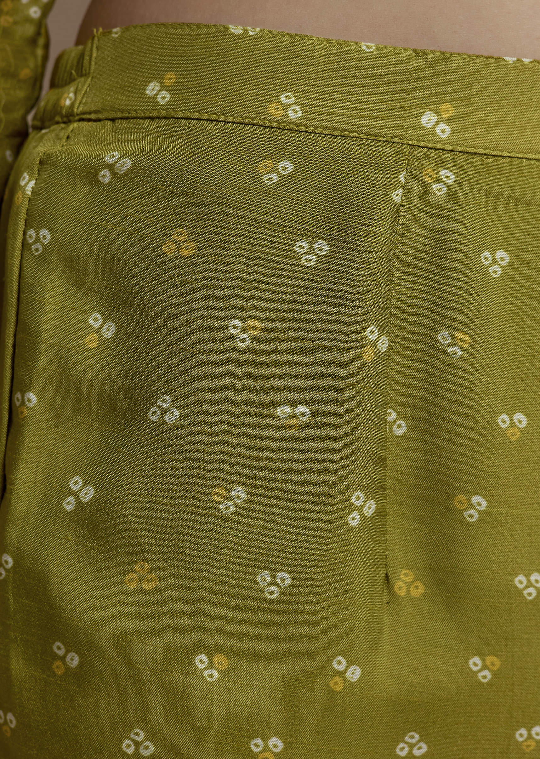 green-abstract-print-silk-kurta-and-palazzo-set-sg364409-6_b4e16a23-e2ba-4224-9e84-5716417c7dce.jpg