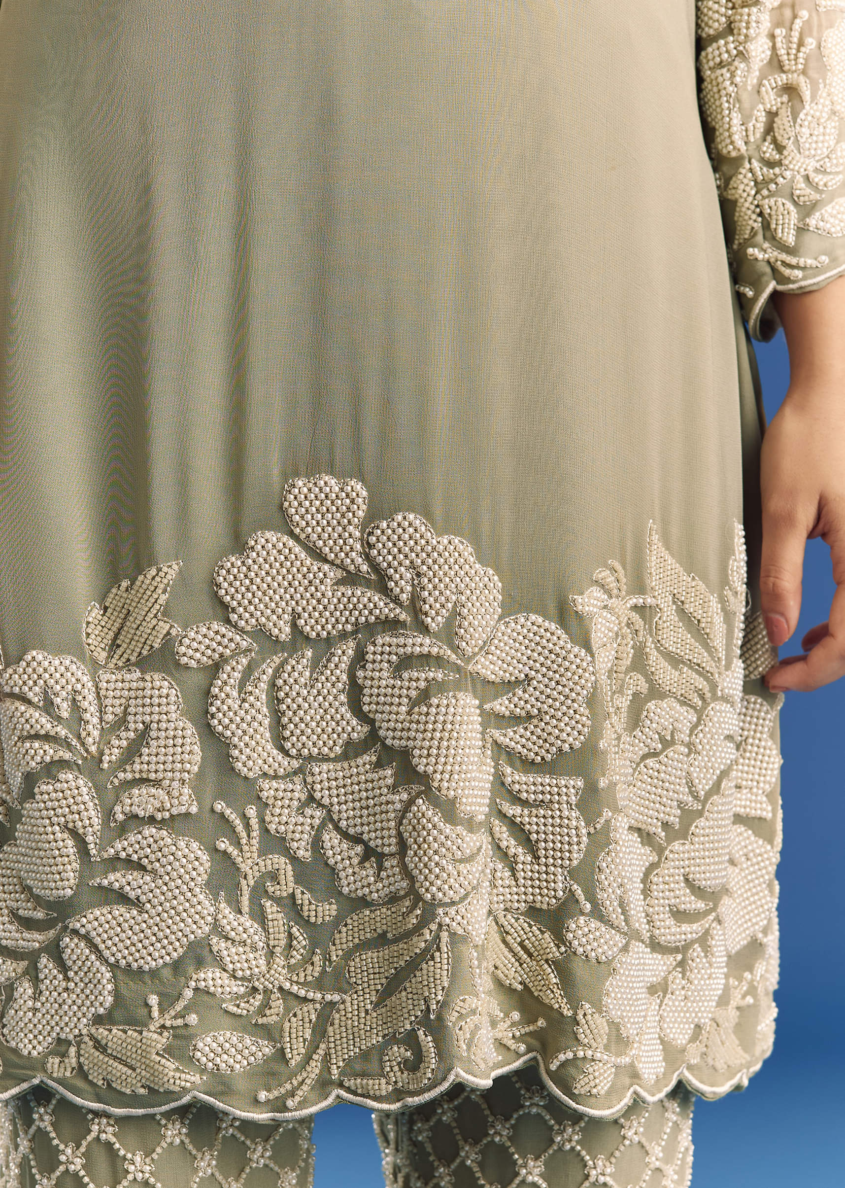 green-beaded-kurta-pant-set-with-dupatta-in-georgette-sg313678-6_a2f80467-0f48-429e-8dc7-967fd5a48fe2.jpg