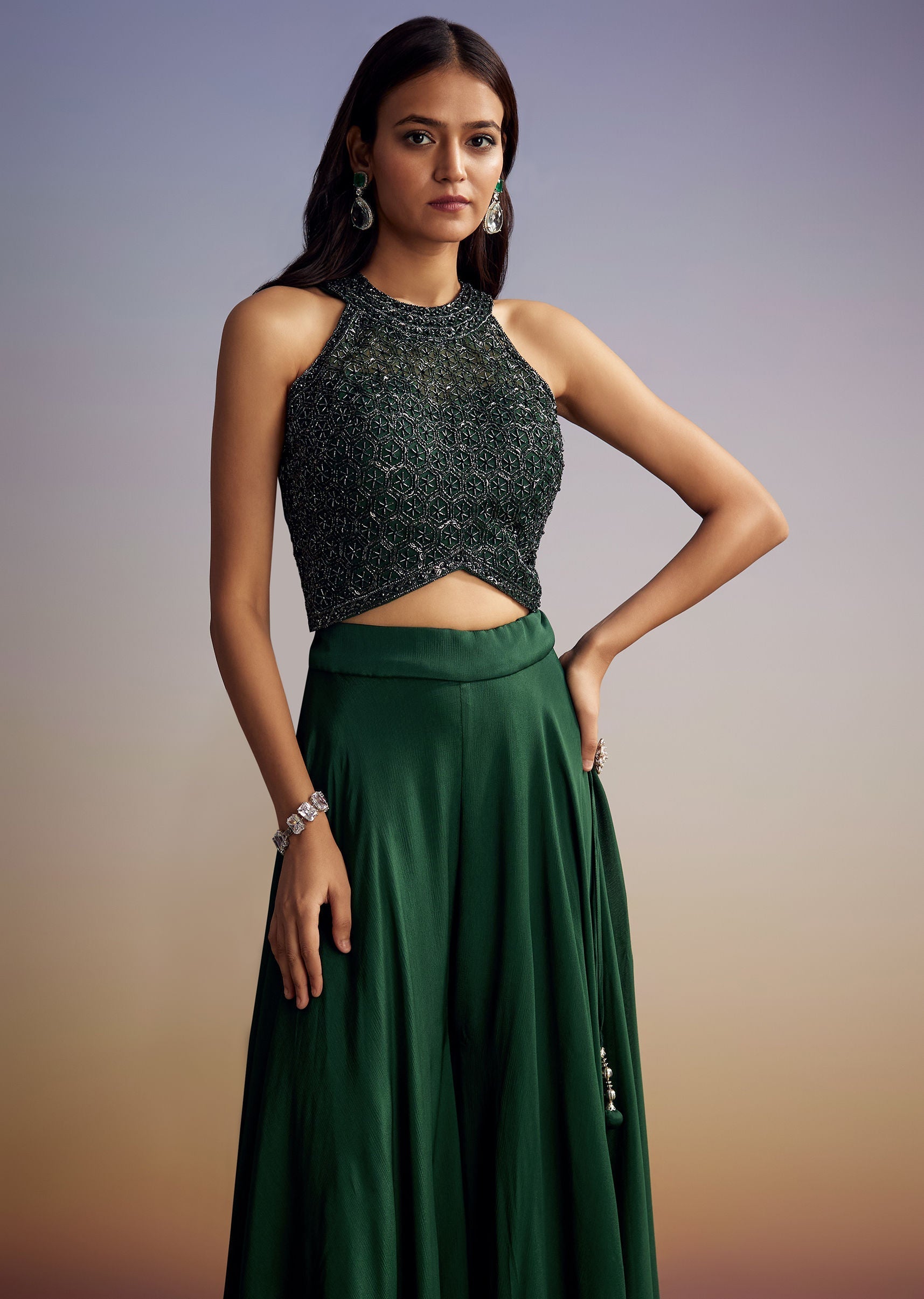 green-chinon-crop-top-set-with-sequins-work-and-dupatta-sg319690-4_87738d24-a8ef-47cb-8729-bac328b318e1.jpg