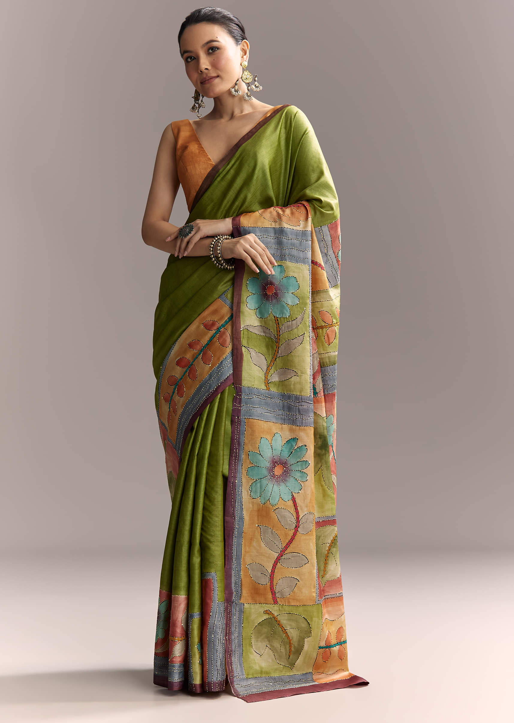 green-cotton-saree-with-hand-painted-floral-motifs-and-contrast-border-sg317790-3.jpg
