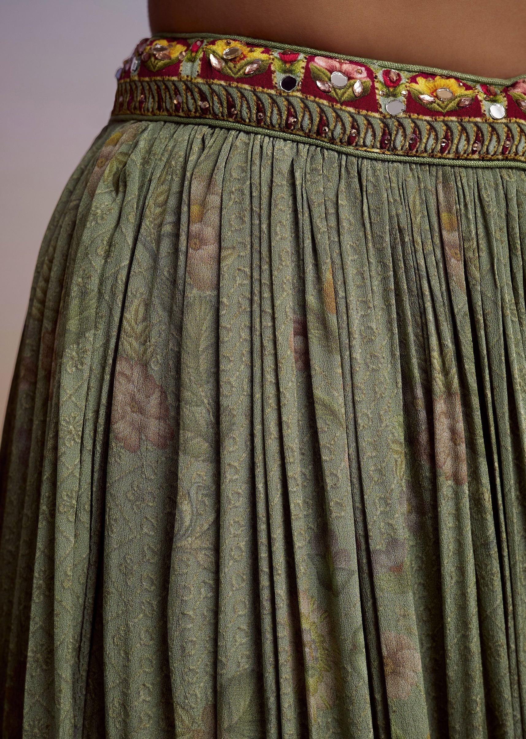 green-crepe-palazzo-suit-with-floral-print-and-stone-work-sg330785-6_3e38bd63-ea4d-4d84-8786-939ded8094bb.jpg