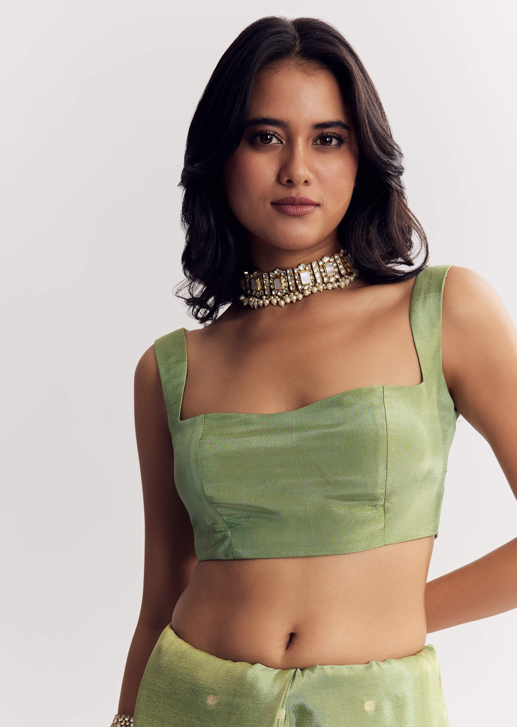 green-dola-silk-paithani-saree-with-dollar-butti-and-multicolor-motif-sg291232-7_ad1376f2-996f-4ccf-bb73-aa7a61b70513.jpg