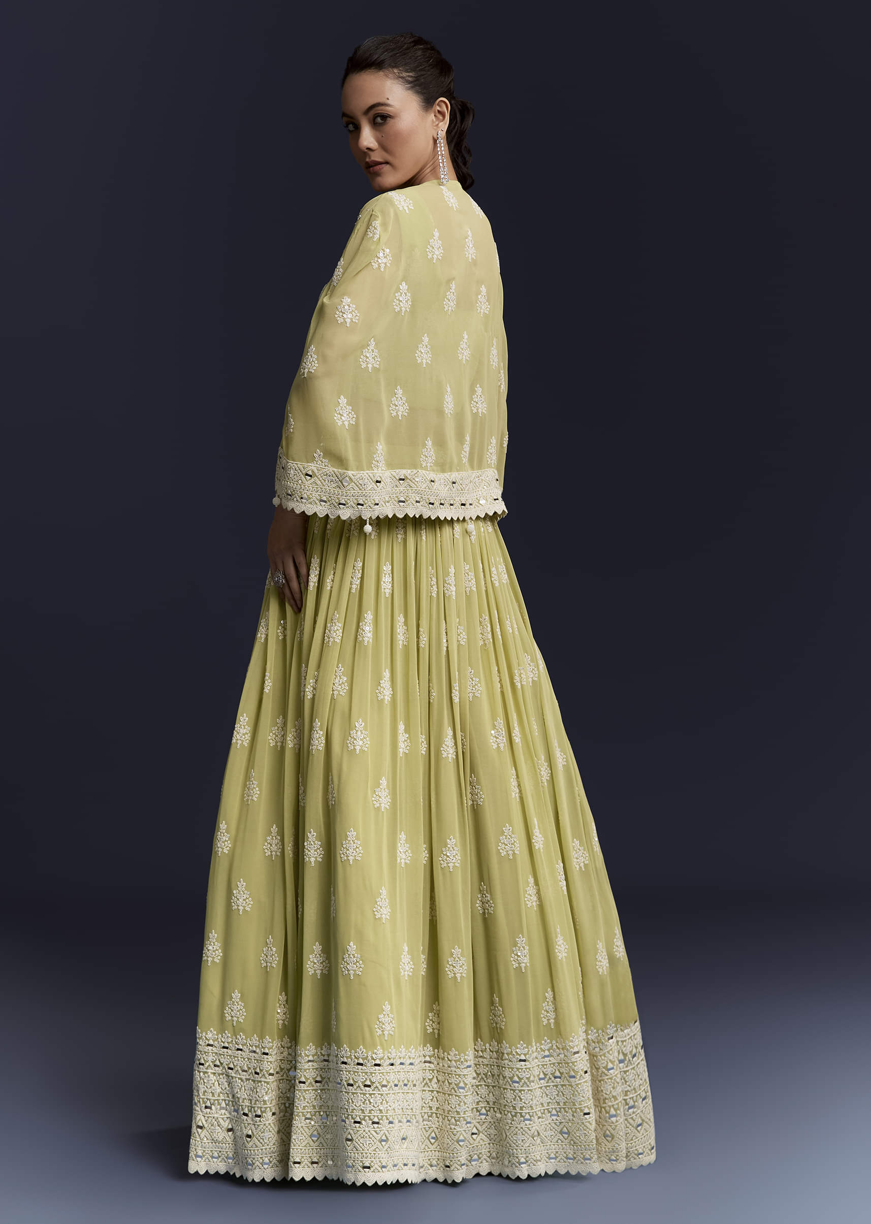 green-georgette-bridesmaid-lehenga-with-sequins-and-thread-work-sg338265-2.jpg