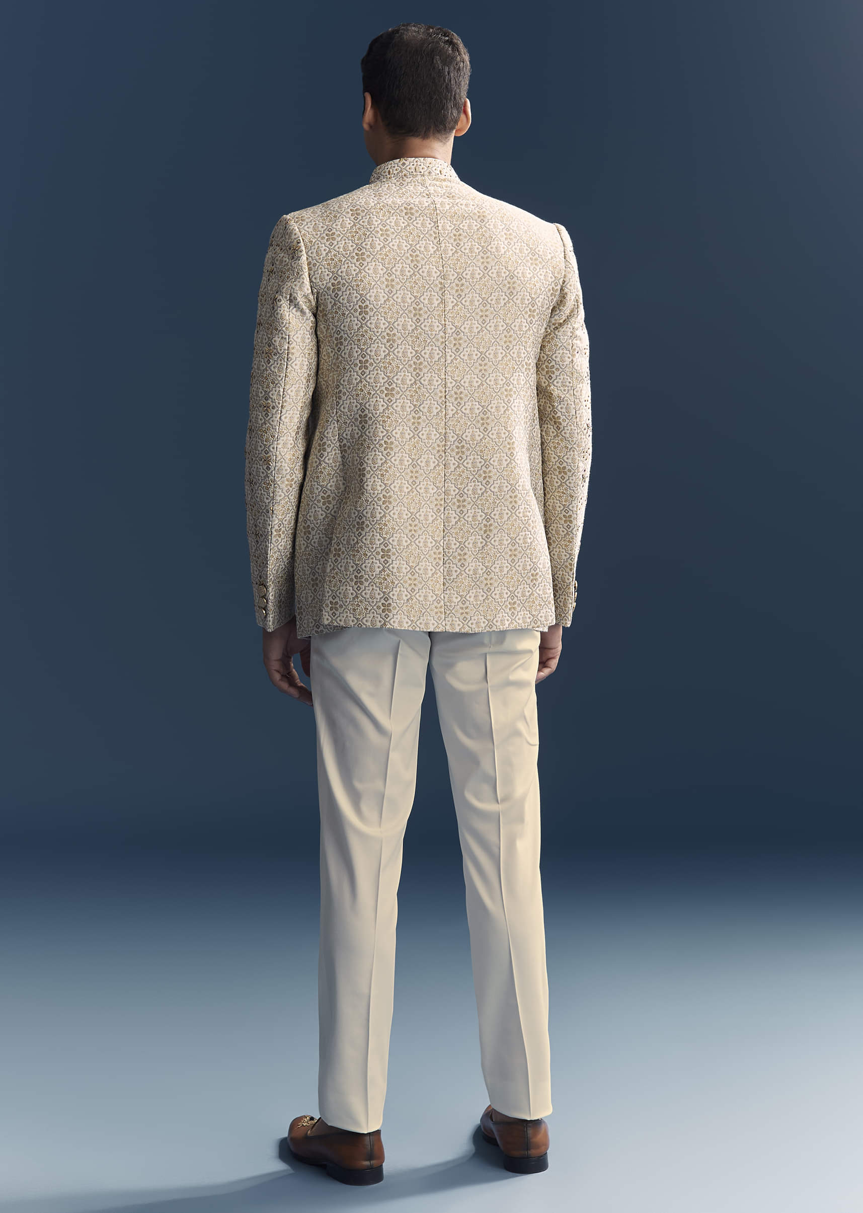 green-jacquard-jodhpuri-suit-for-men-with-zardosi-and-sequins-embroidery-sg333380-5.jpg