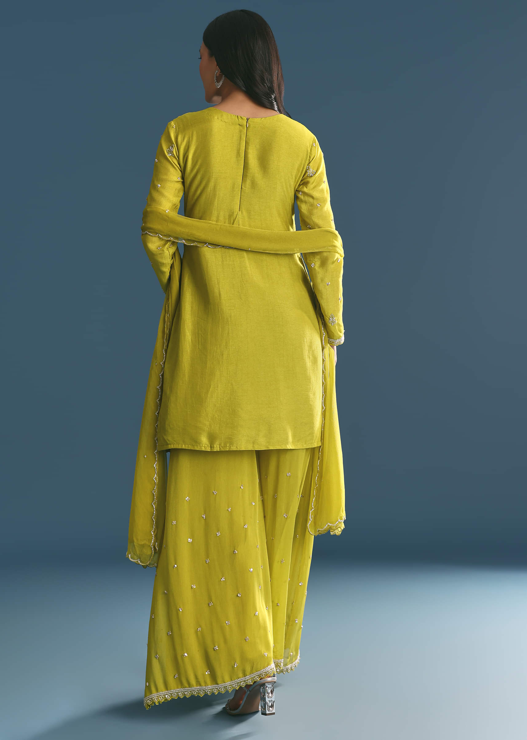 green-kurta-palazzo-set-with-sequins-embroidery-sg290091-5_bf1cc5e4-71c4-4407-a667-195ffa1aaa99.jpg