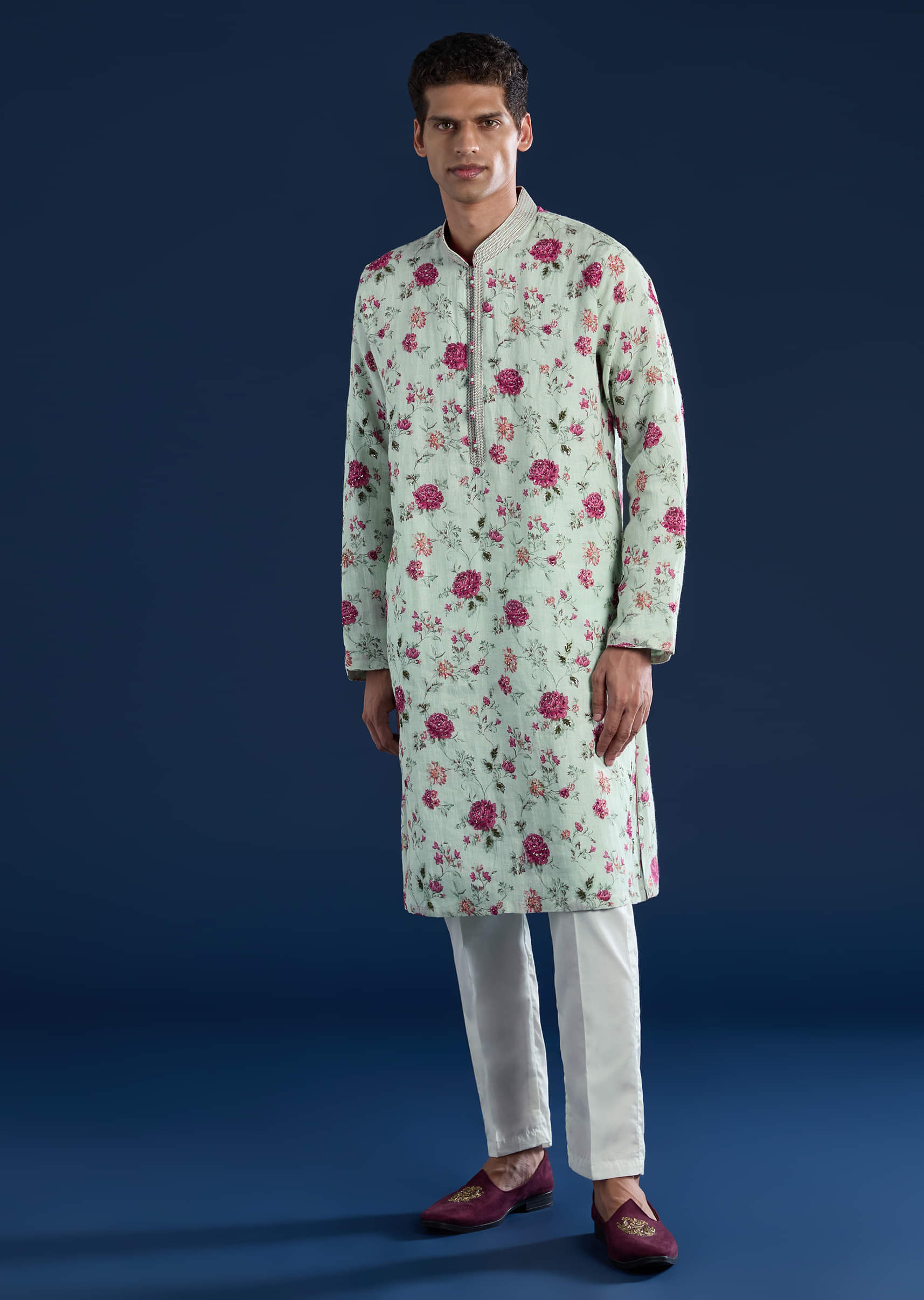 green-linen-kurta-set-with-sequin-work-sg302357-1.jpg