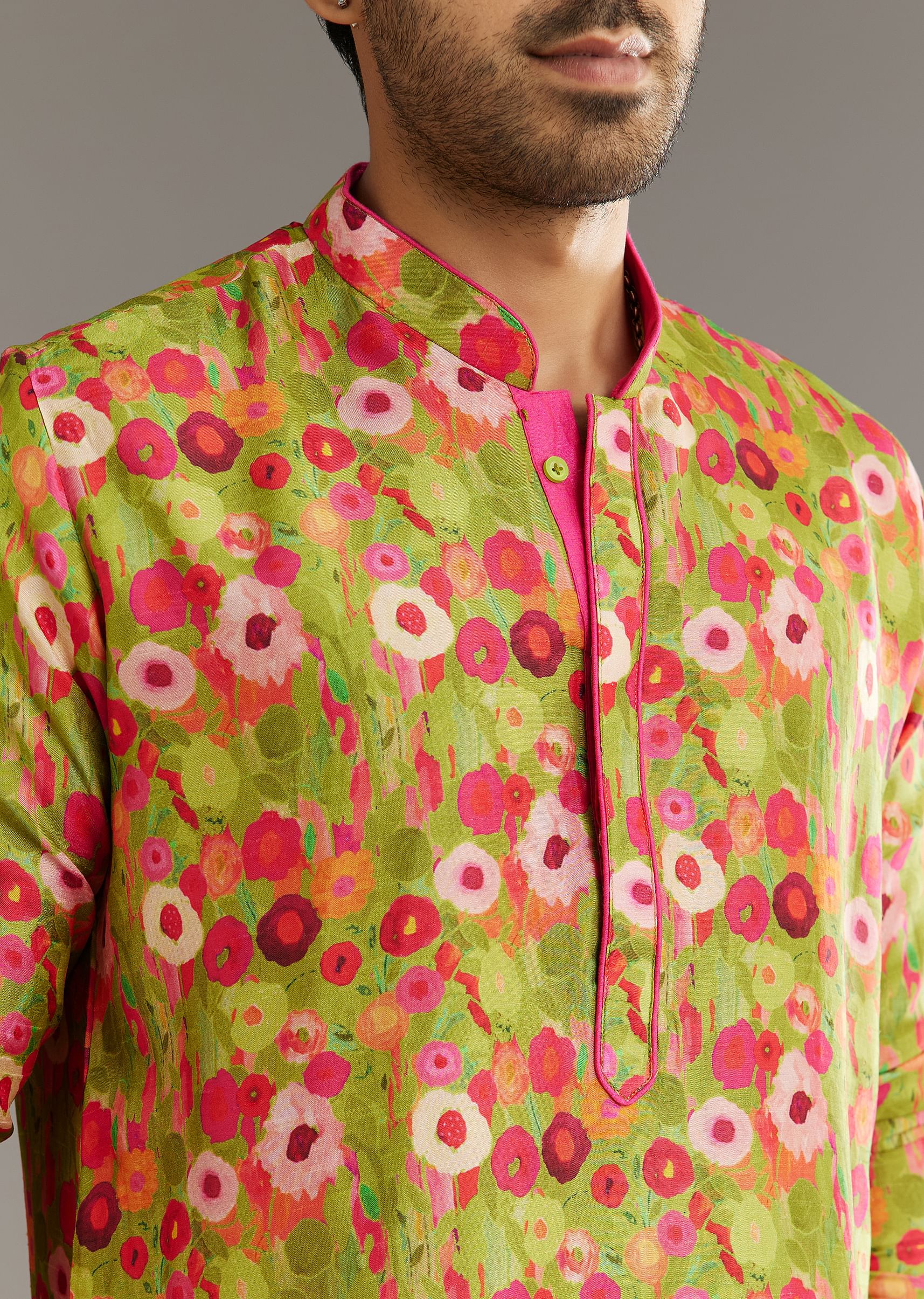 green-russian-silk-kurta-set-with-blossoming-prints-sg302429-1_1_bc642382-5968-4383-9003-07f5f04b2db9.jpg