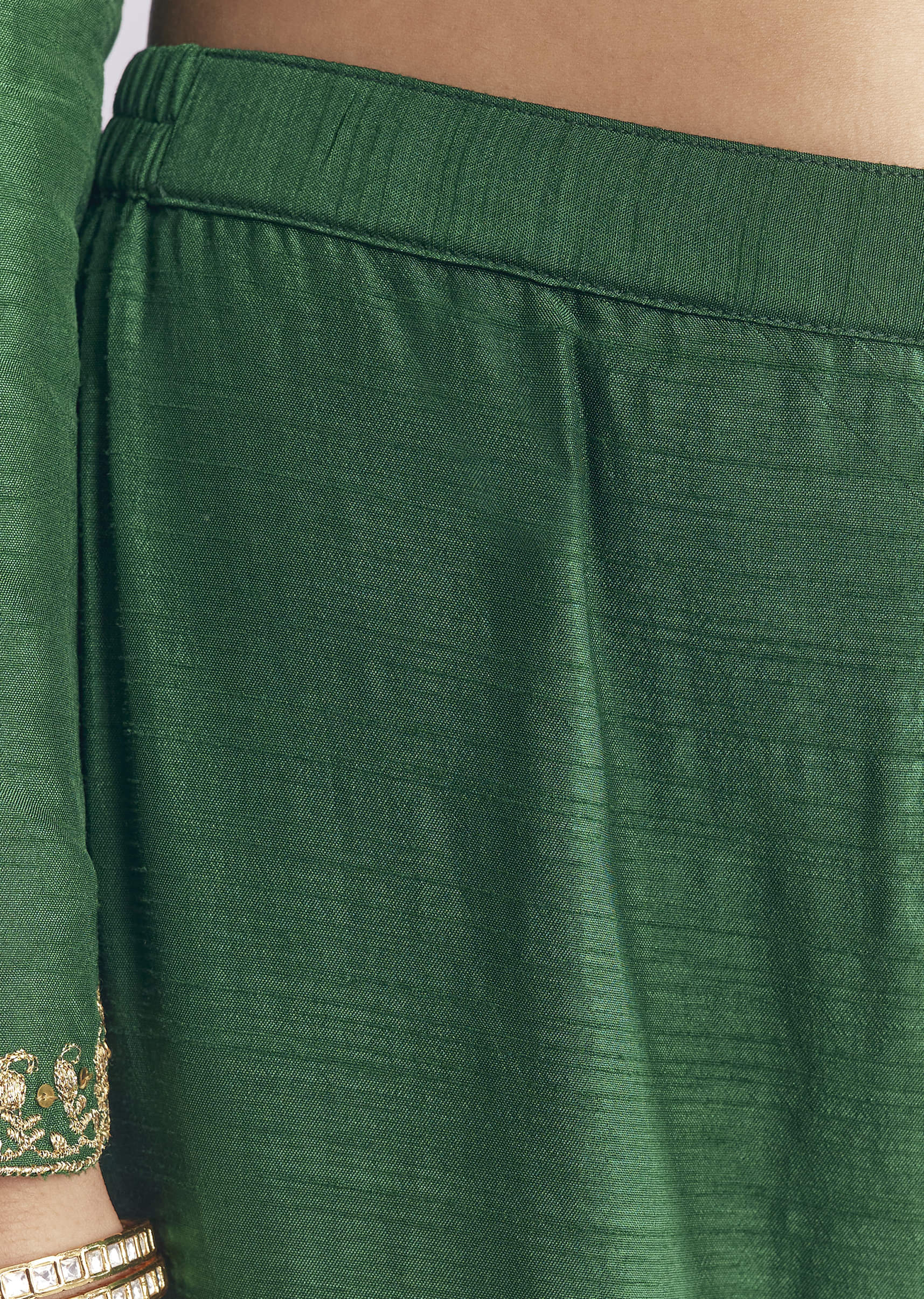 green-silk-anarkali-suit-with-zari-thread-work-sg345509-6.jpg