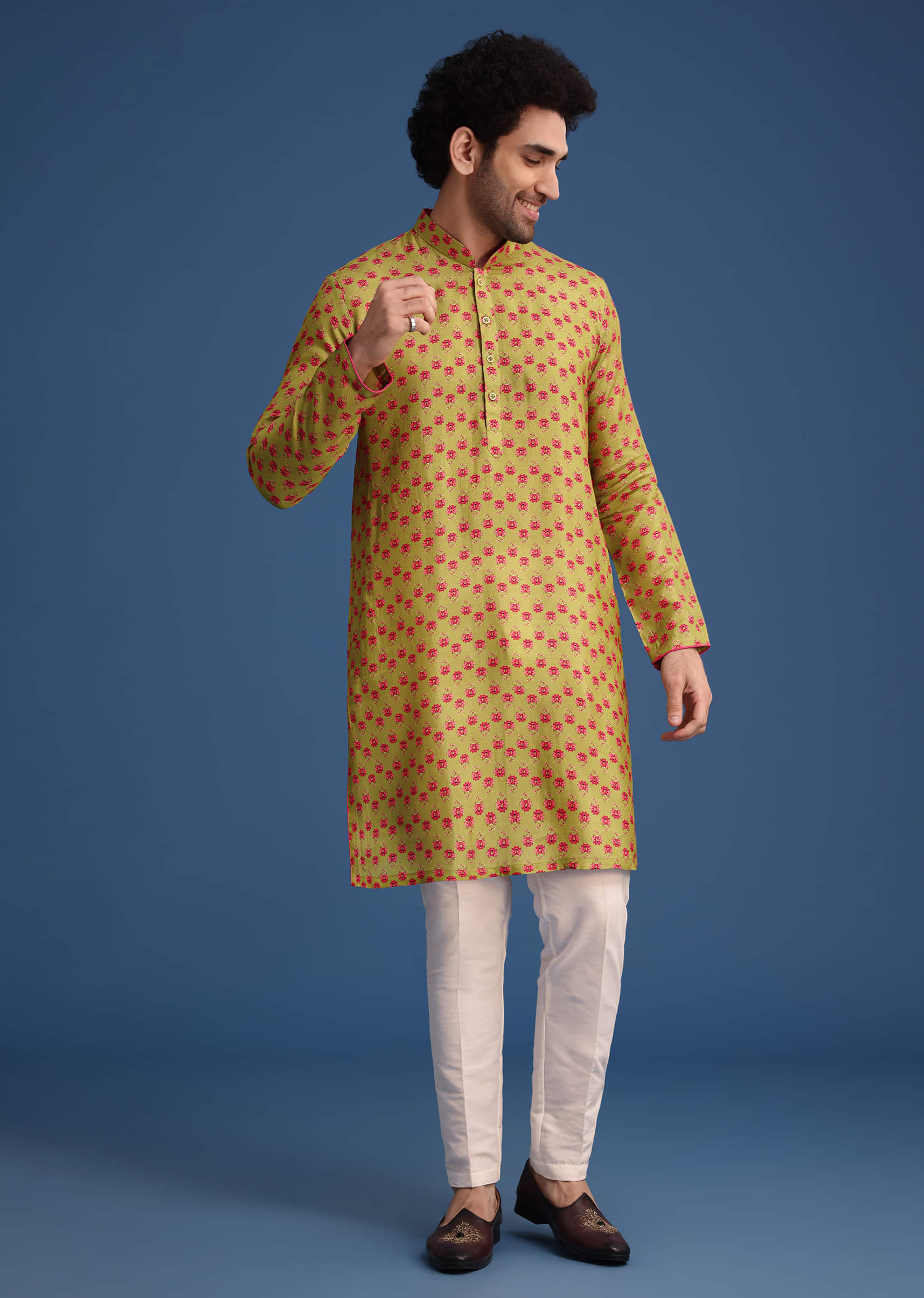 green-silk-surreal-printed-kurta-jacket-set-sg302421-6_171ca2ee-e6f5-408d-afa7-effd29b441b9.jpg