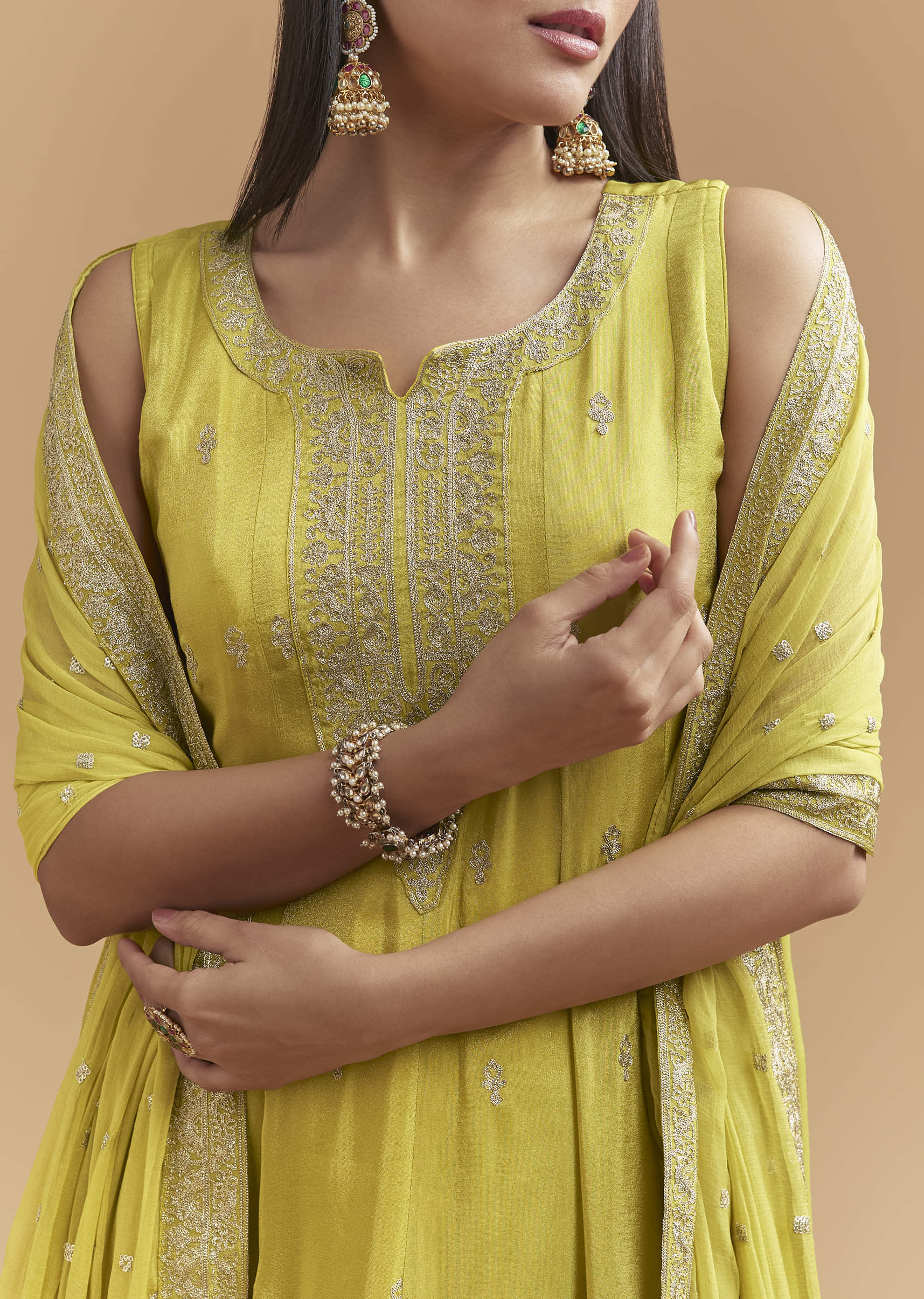 green-tissue-anarkali-suit-with-intricate-zari-work-sg334952-2.jpg