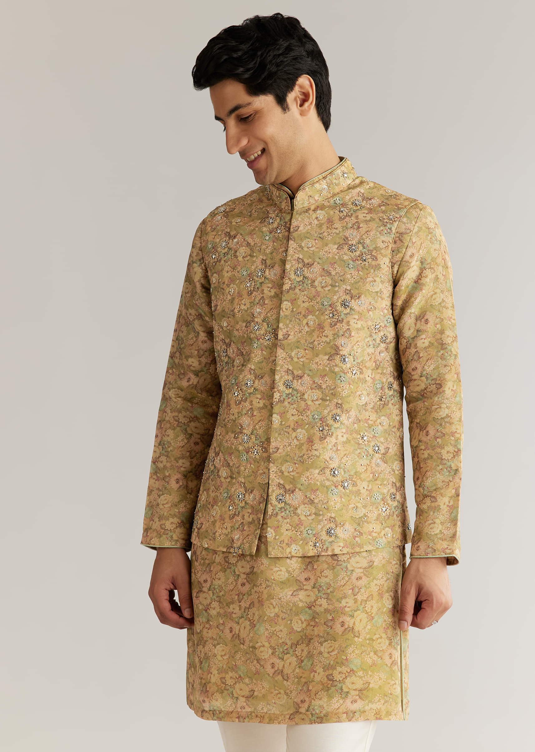 green-tissue-stone-sequins-kurta-jacket-set-sg323432-1_1_9836d454-a7b4-4436-8562-b17ac3cc3ad1.jpg