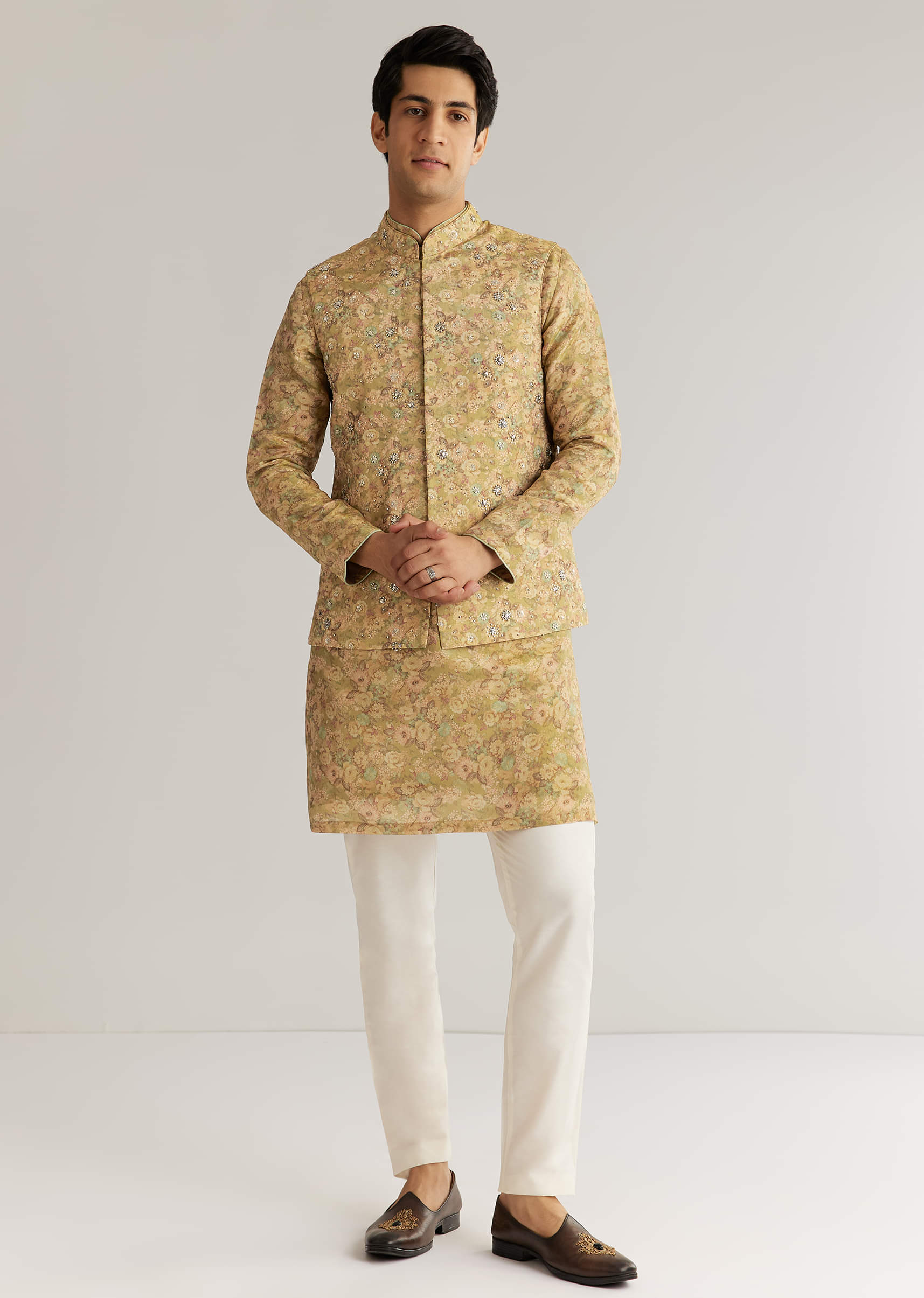 green-tissue-stone-sequins-kurta-jacket-set-sg323432-2_1_9cfd83c1-f315-4a22-8335-d0a36bbebe3e.jpg