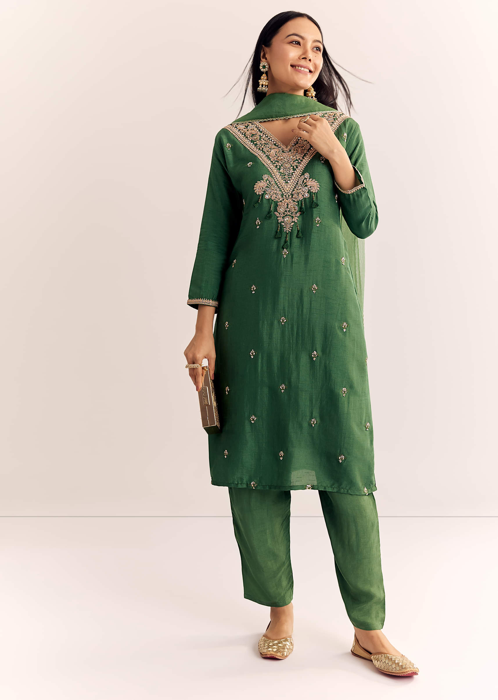 green-zardosi-work-dola-silk-kurta-dupatta-suit-sg324465-2_64693621-a81e-4938-8226-ad73e3122eed.jpg