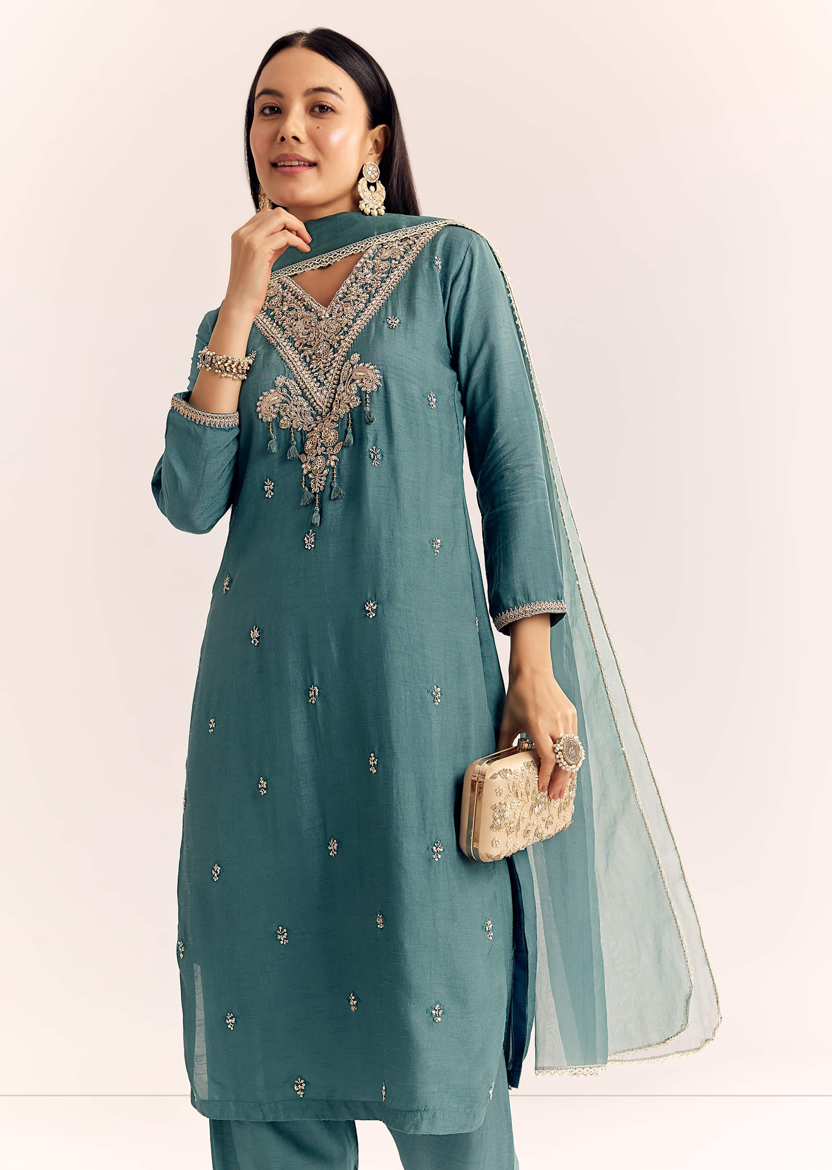 green-zardosi-work-dola-silk-kurta-set-with-dupatta-sg324454-1_c3695919-e4a9-4628-b1b1-4fa41eddedaa.jpg