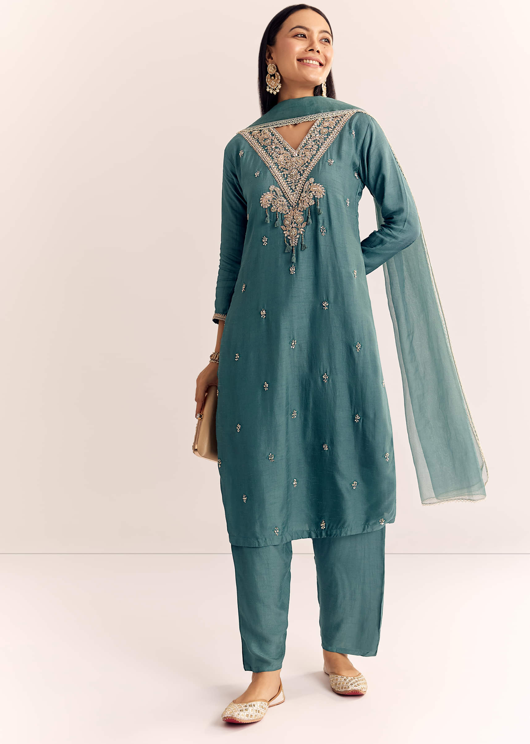 green-zardosi-work-dola-silk-kurta-set-with-dupatta-sg324454-4_afb0f12c-c6bb-4f9f-a3b1-c25d28670059.jpg