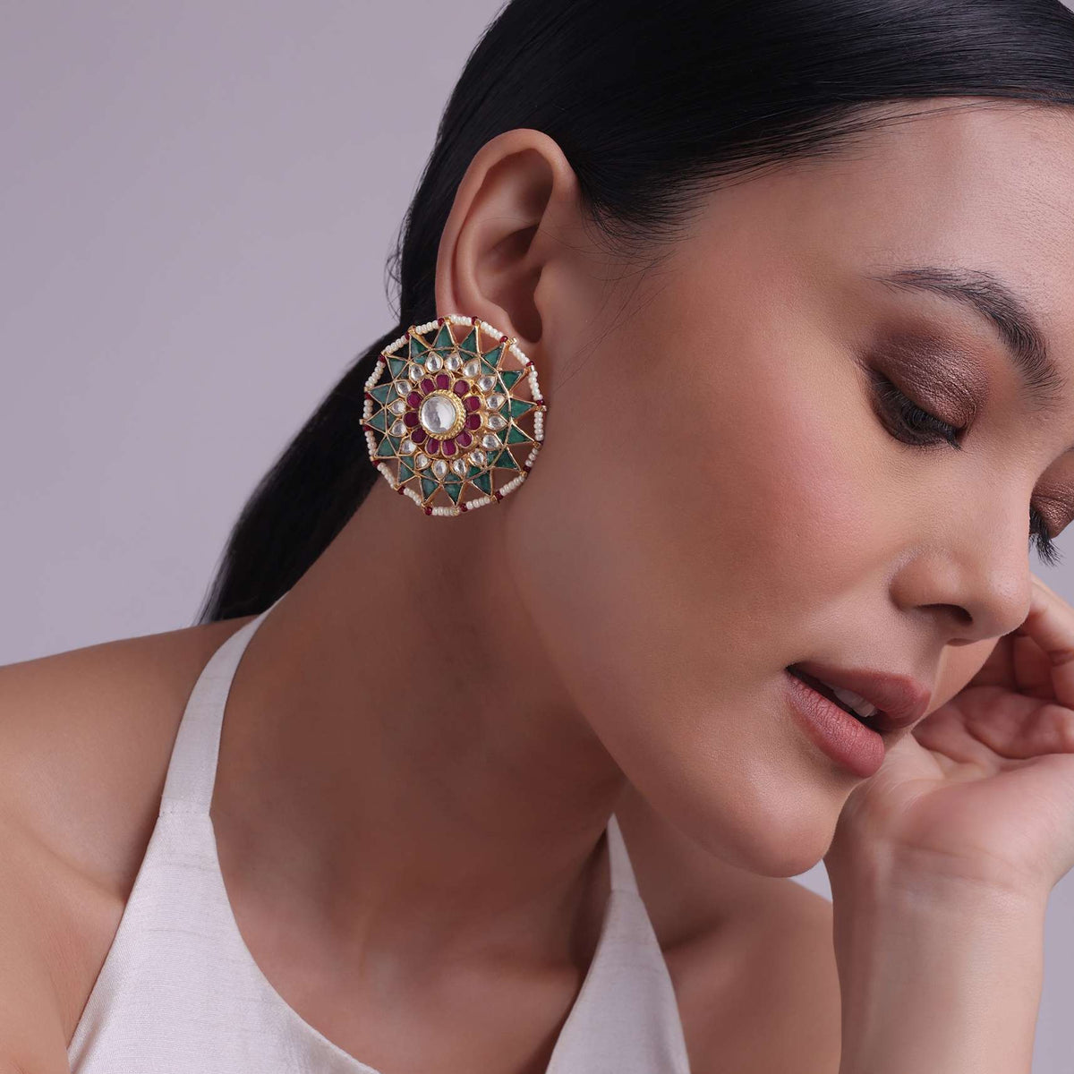 green_and_red_tone_kundan_earrings-sg145801_3_b5f93917-4c6d-41b5-9a5d-9952241c27f2.jpg